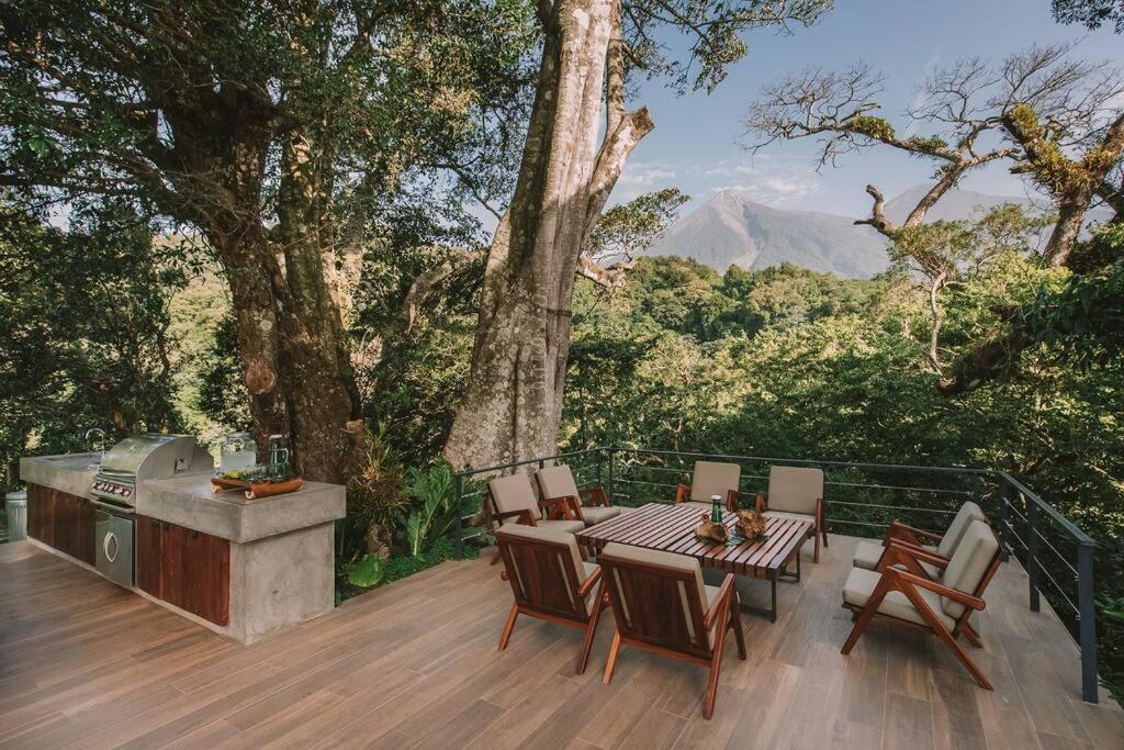 Casa galeazzomatteo35 at gma il com Antigua view 5