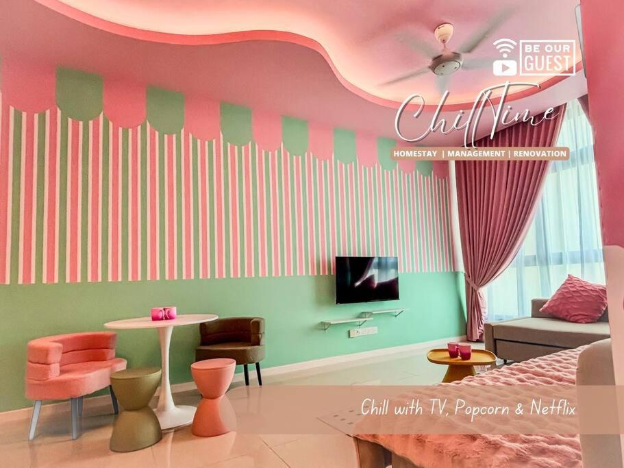 Paradigm Residence Above Paradigm Mall FREE 5G WiFi Netflix Pool by ChillTime Homestay