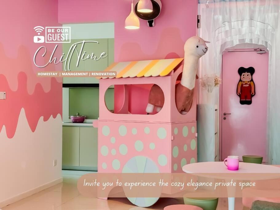 Paradigm Residence Above Paradigm Mall FREE 5G WiFi Netflix Pool by ChillTime Homestay