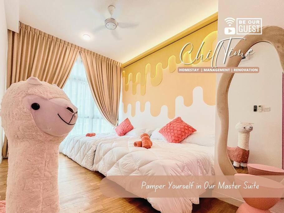 Paradigm Residence Above Paradigm Mall FREE 5G WiFi Netflix Pool by ChillTime Homestay