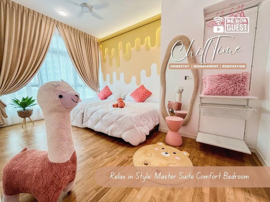 Paradigm Residence Above Paradigm Mall FREE 5G WiFi Netflix Pool by ChillTime Homestay