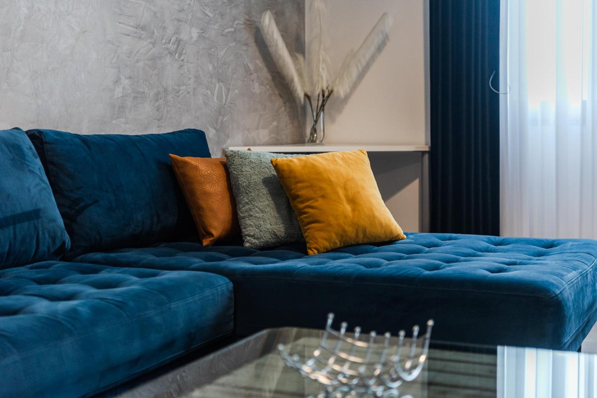 Royal Hill Apartments by PS