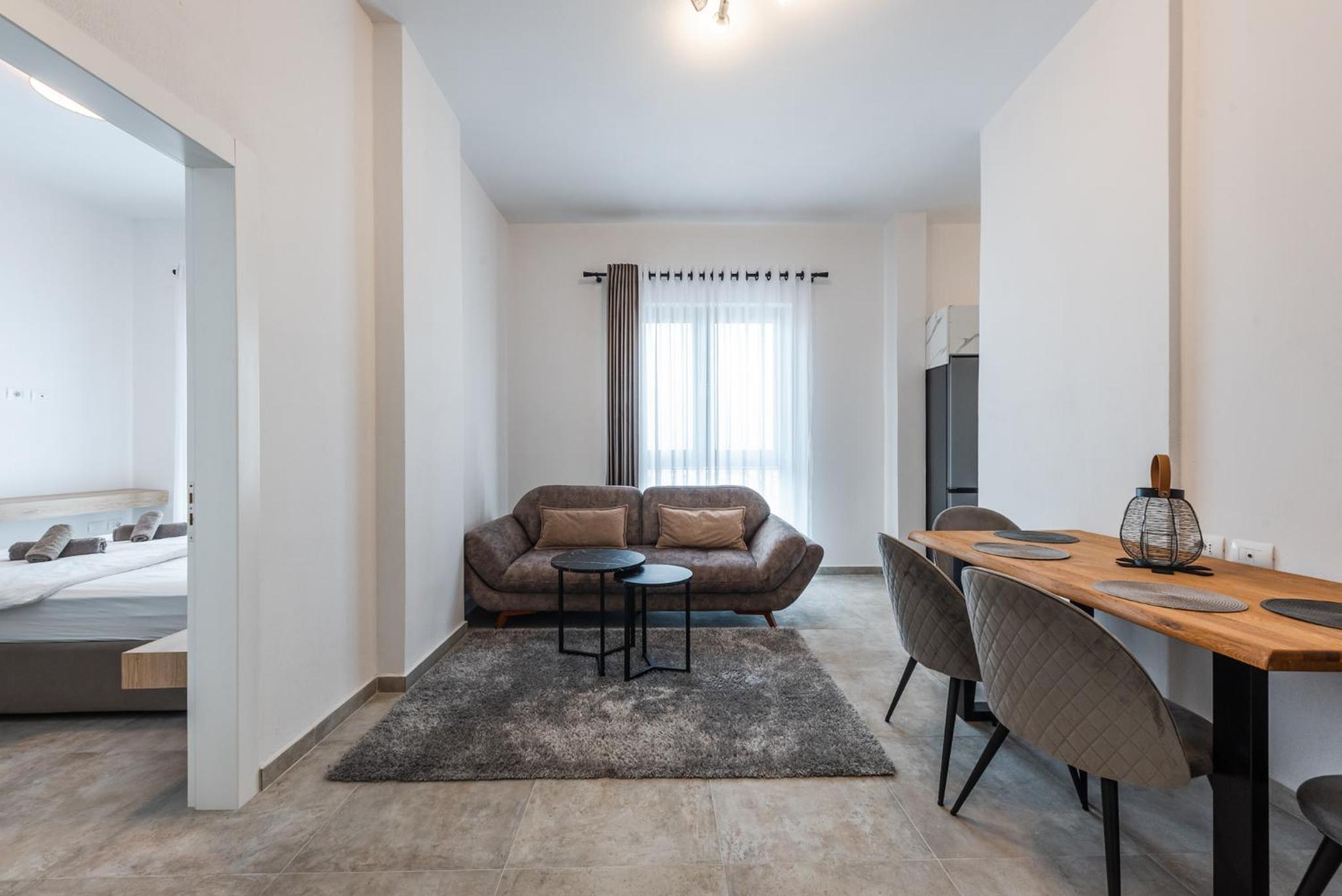 Royal Hill Apartments by PS