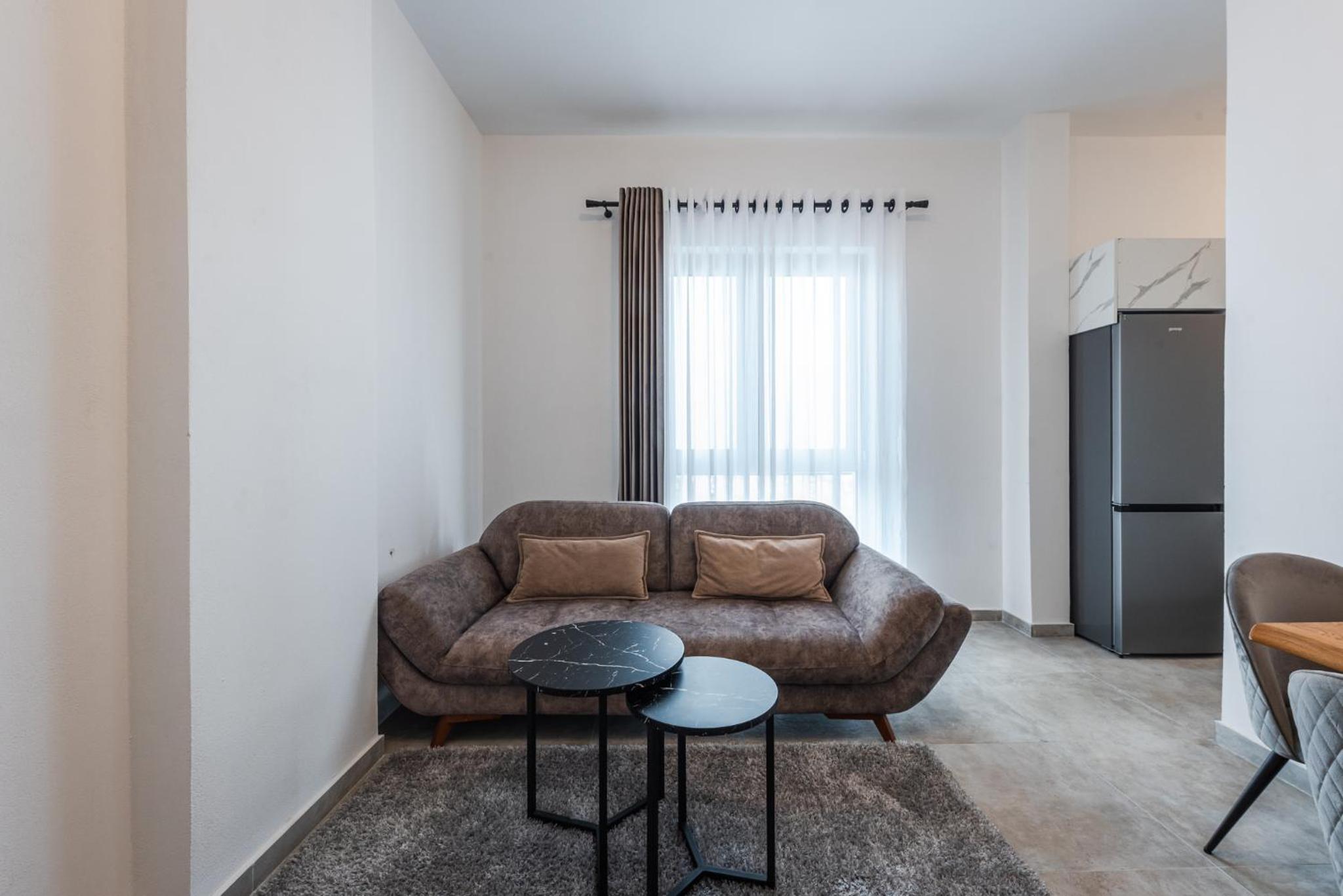 Royal Hill Apartments by PS