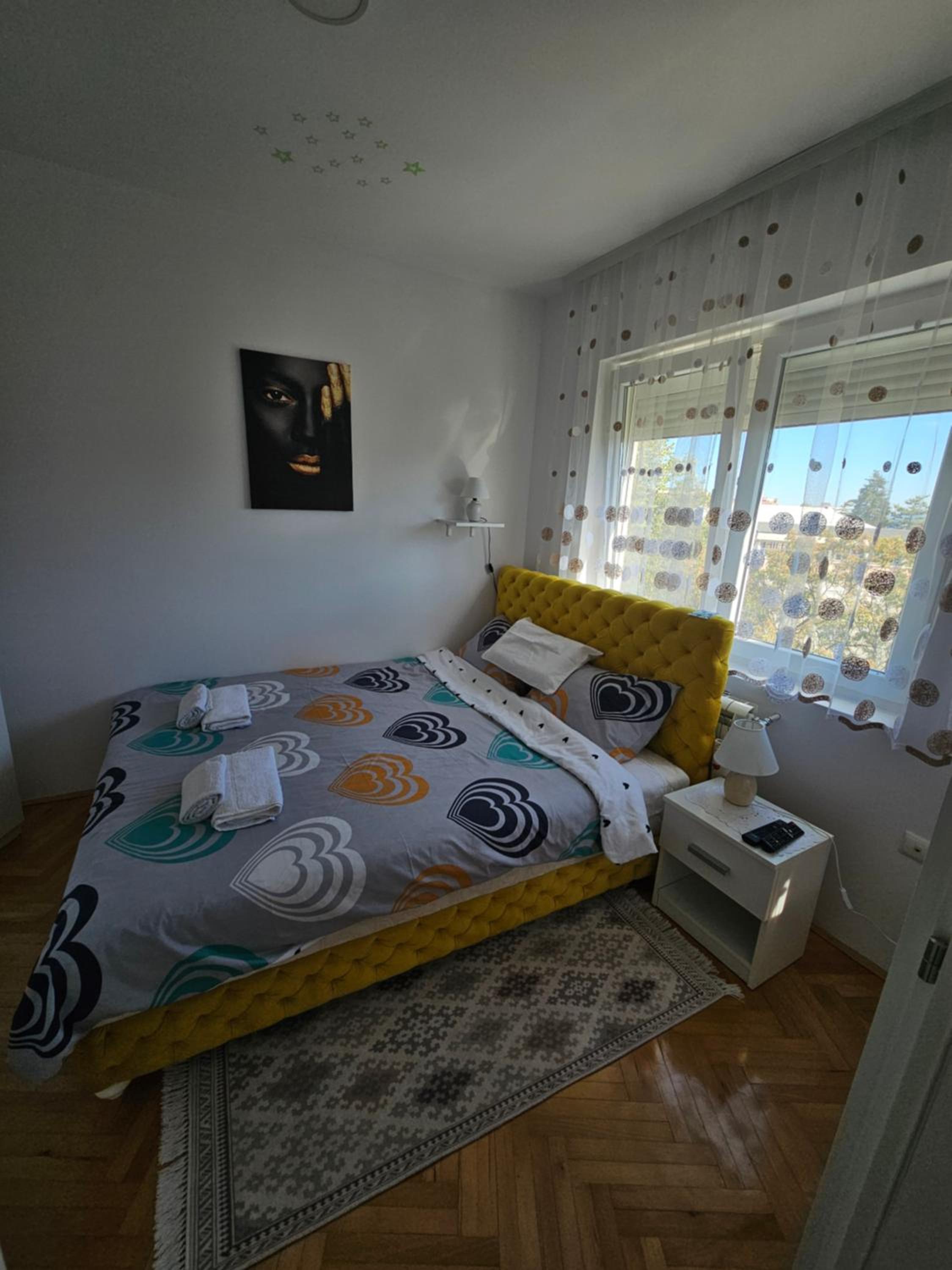 Iskra Apartment