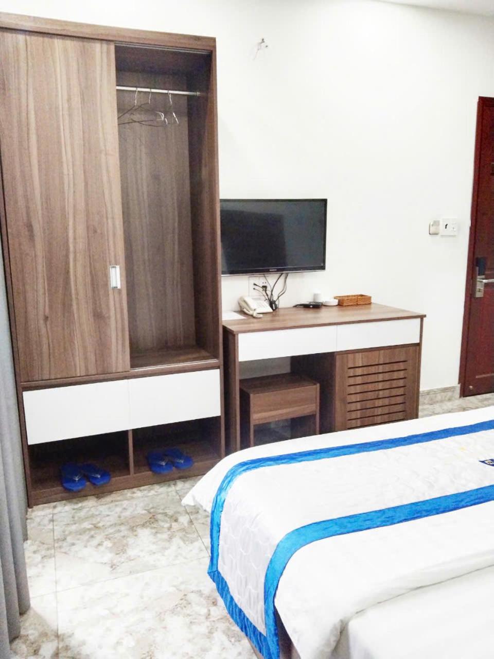 Hotel Trần Long