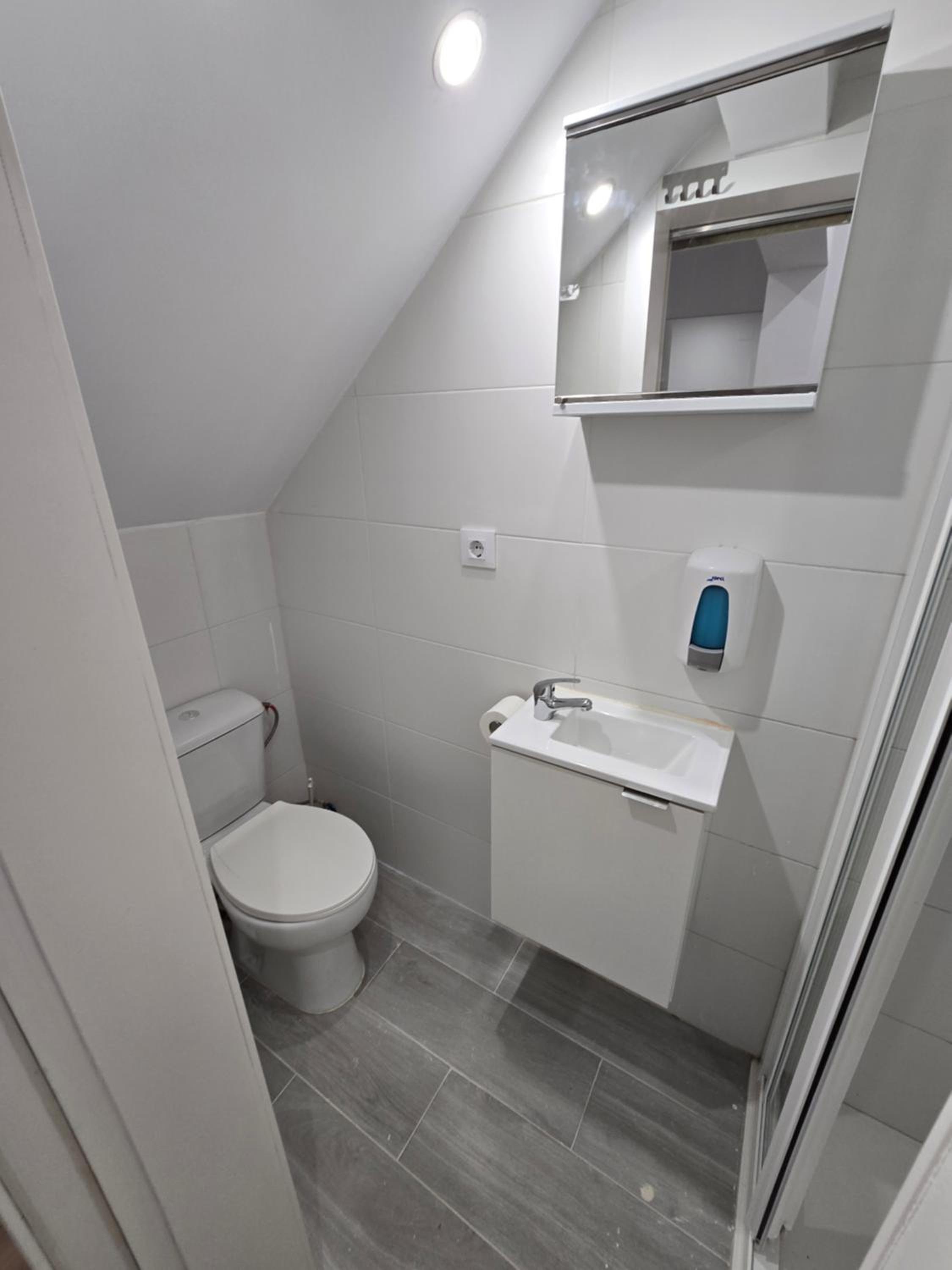 HOUSE ONLY FOR YOU ! 3 bedroom 2wc,BBQ,balcon 2,CENTRO vila! view 5