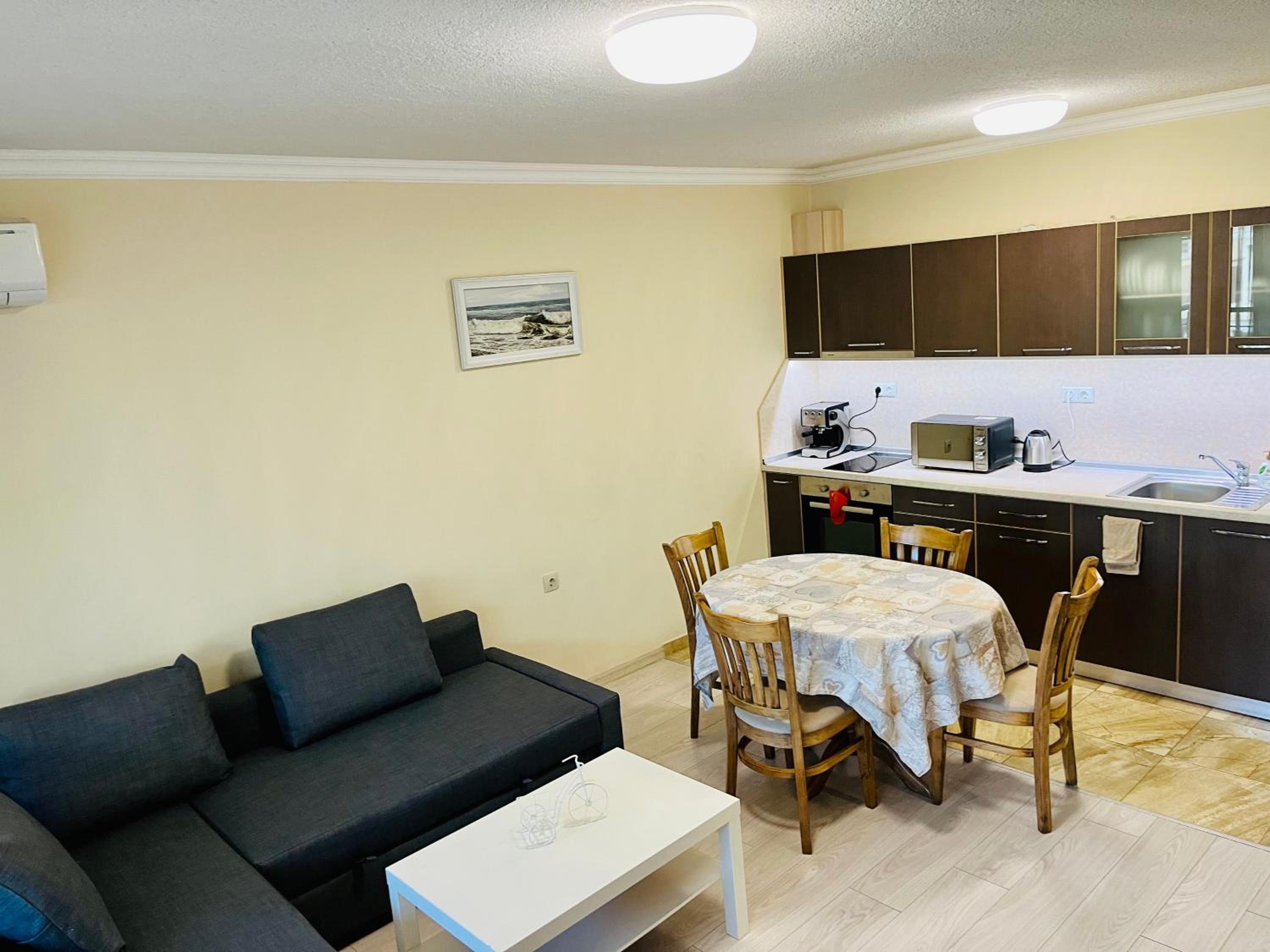 Beach apartments Pomorie view 4