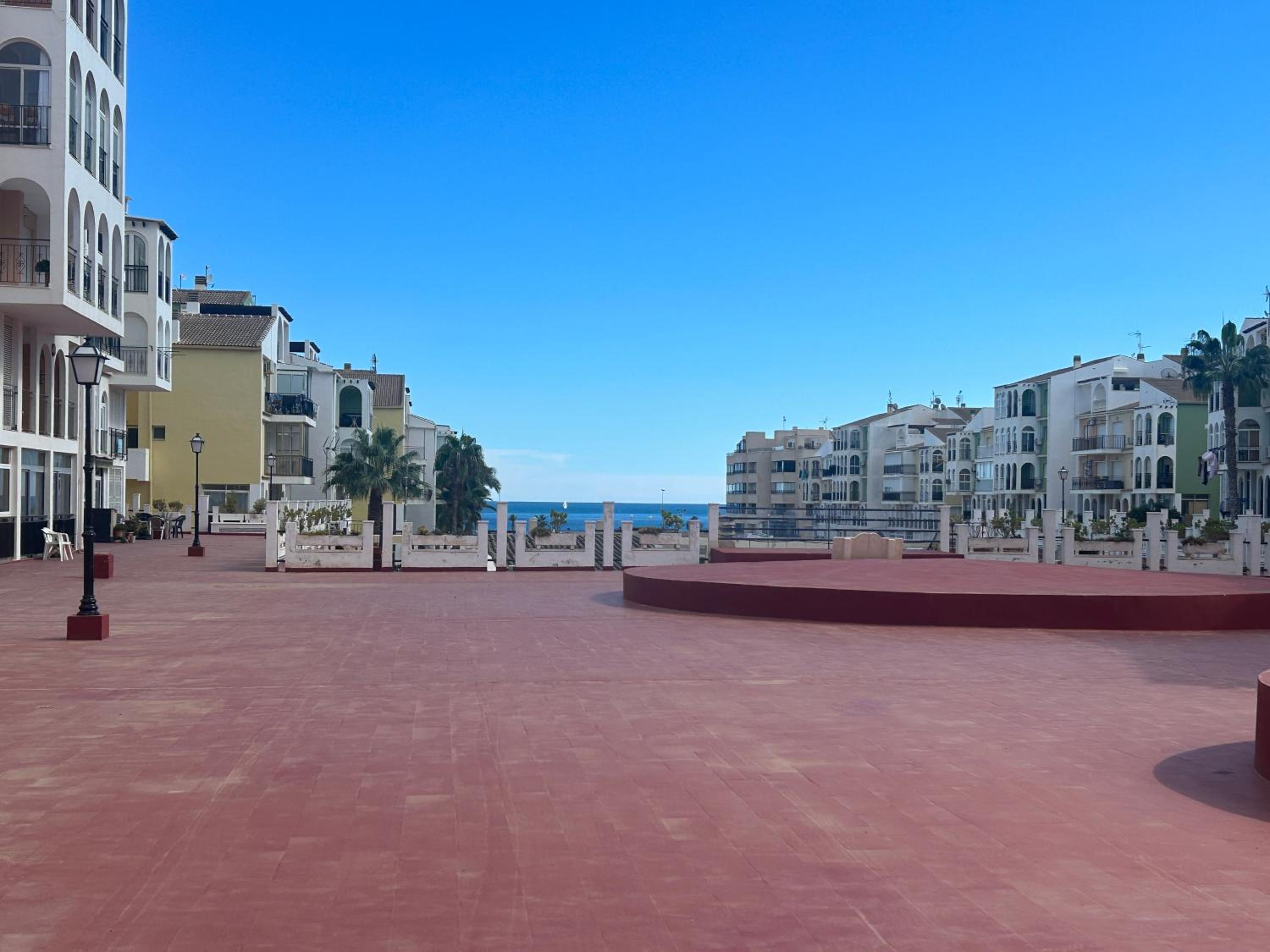 Hotel Blue Sea - Image 1