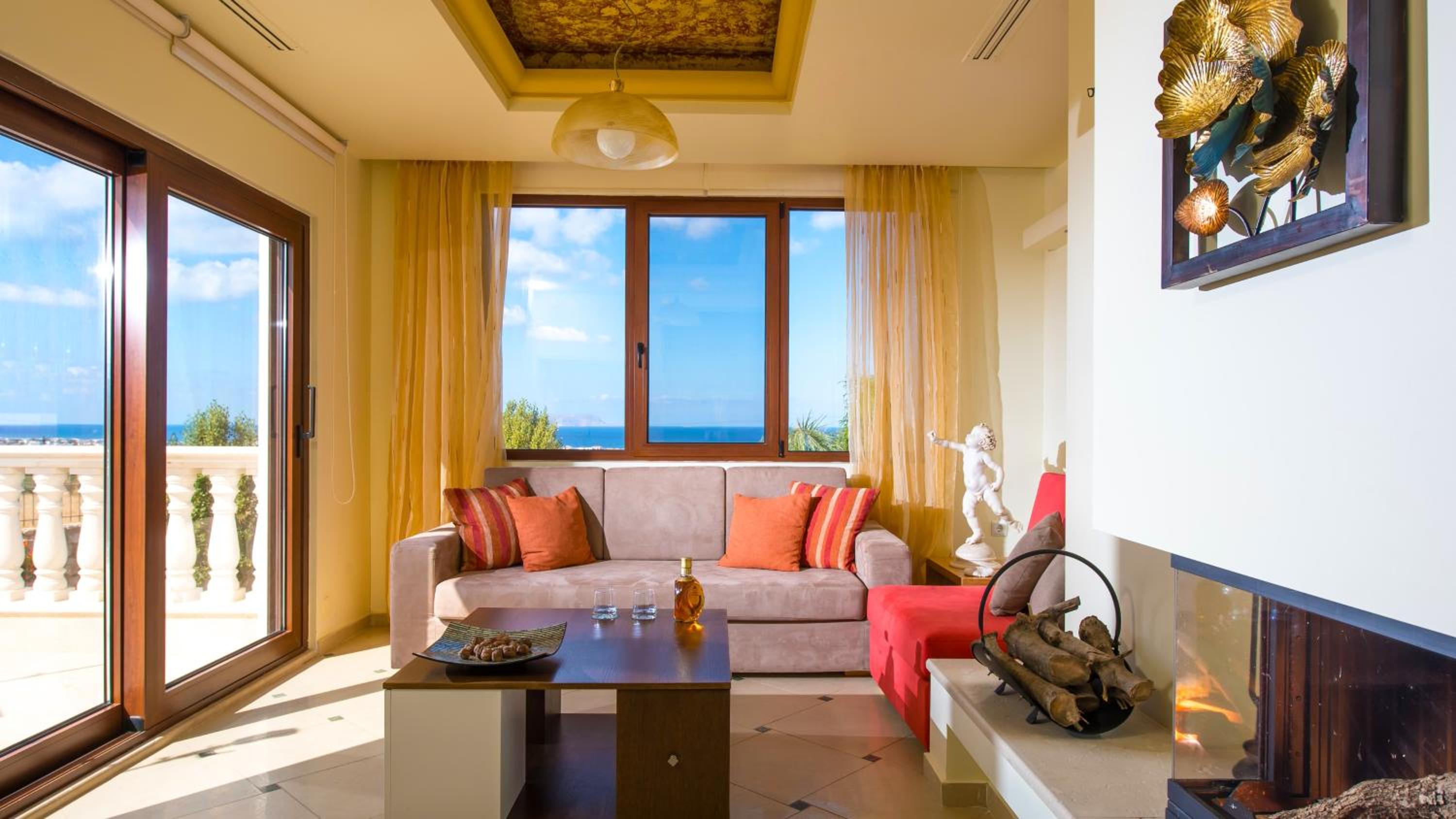 Sunshine Villa with Private Pool by Estia photo 4