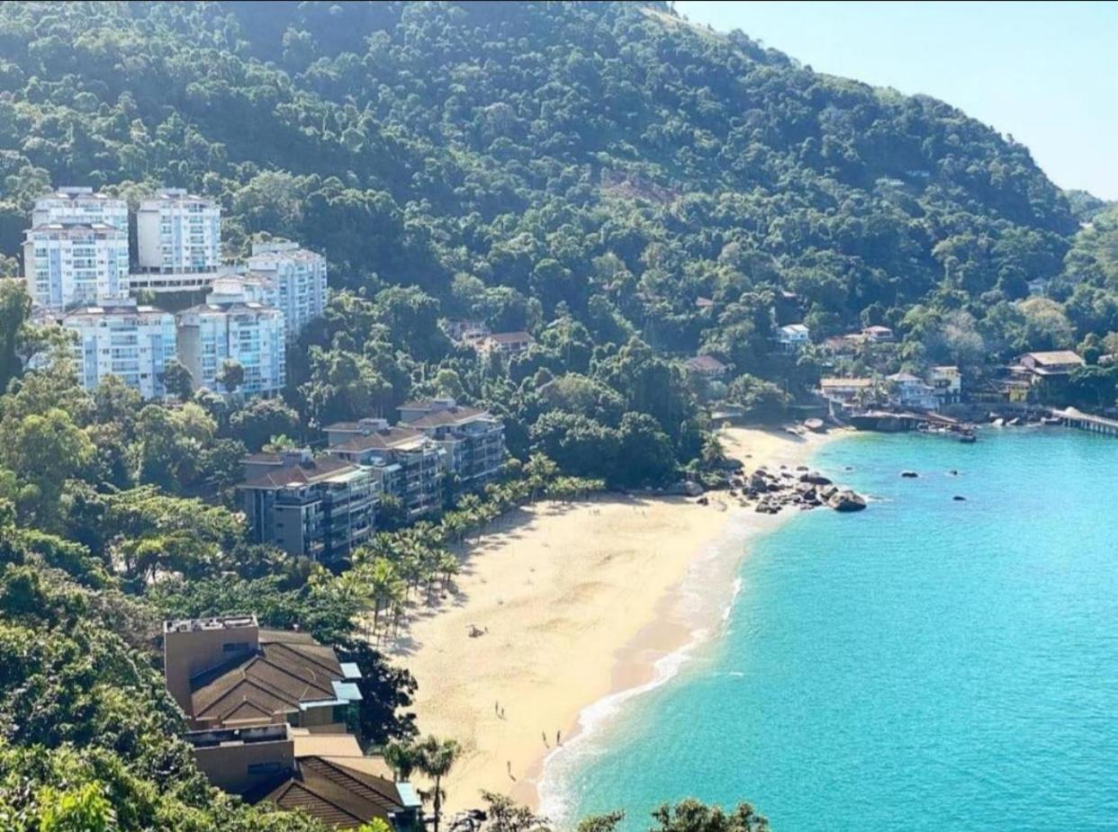 Porto Real Suites - Apto com vista para o mar e lazer de resort