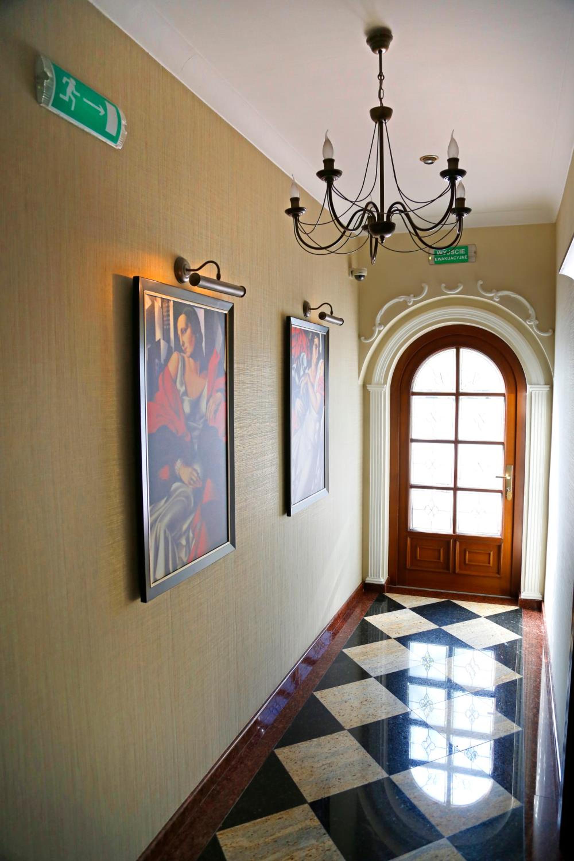 Photo 43