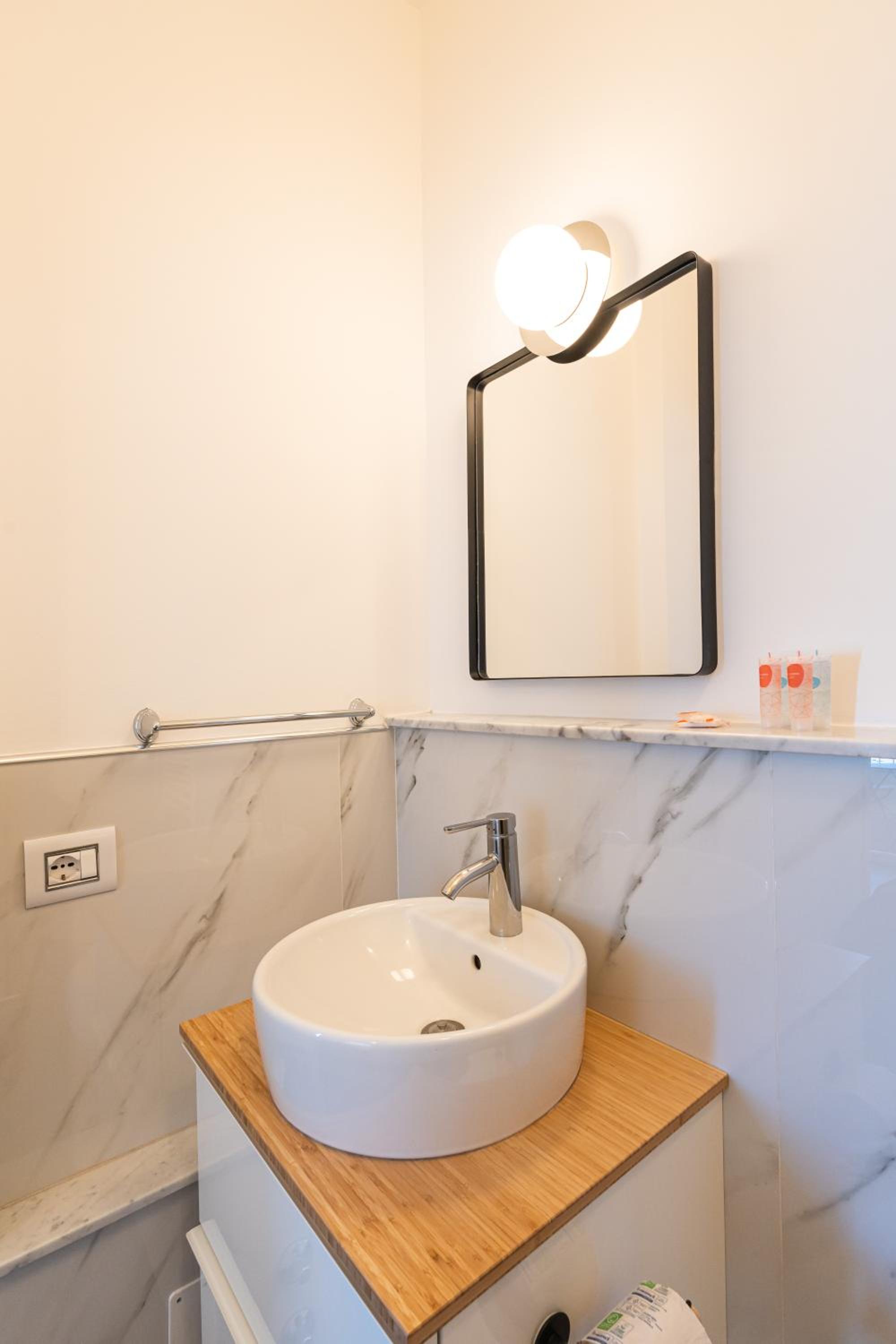 Moderno bilocale sui Navigli - Mirable PM