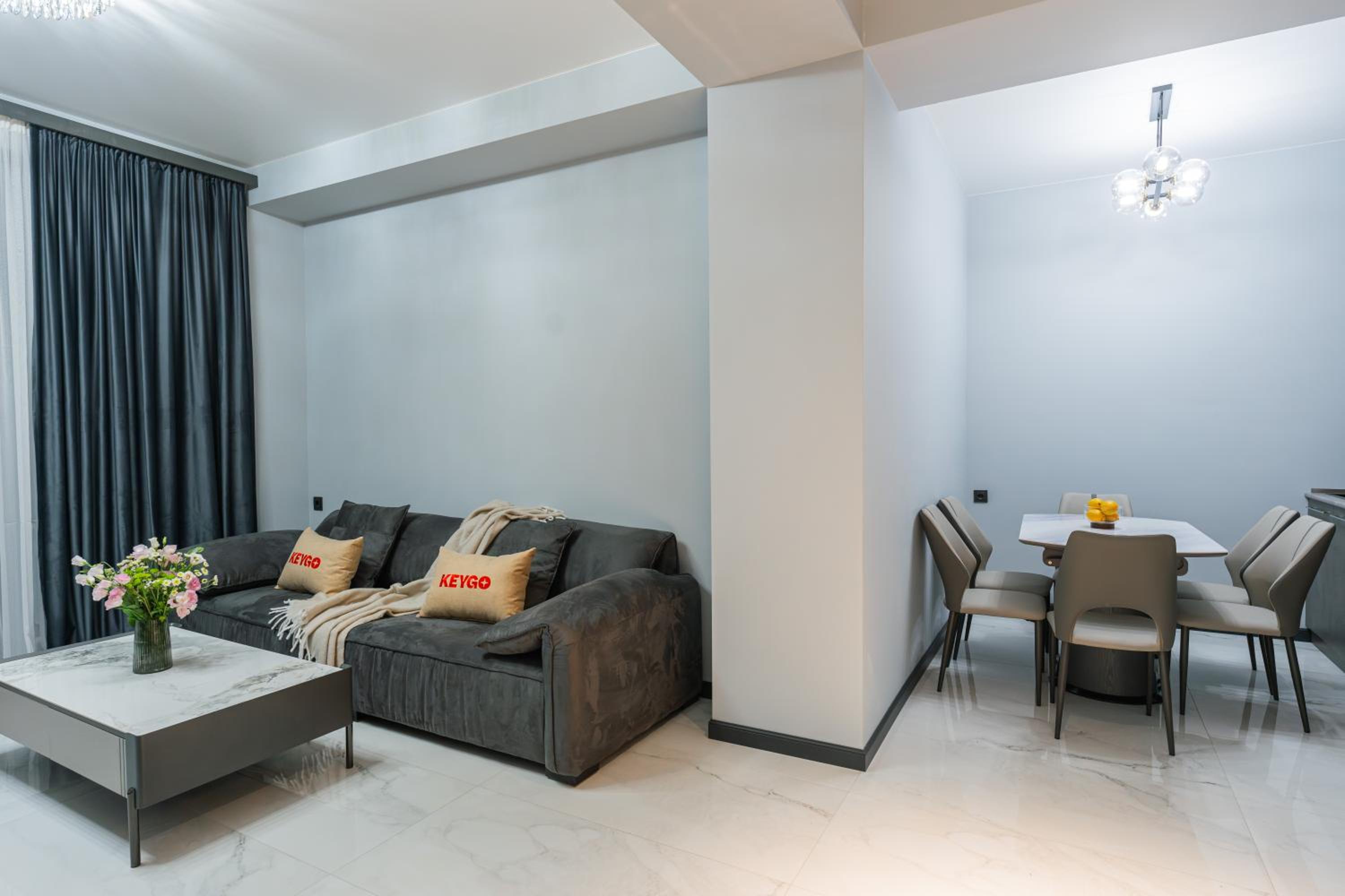 Modern 1BR Apt New Building SelfCheckin by Keygo 0100