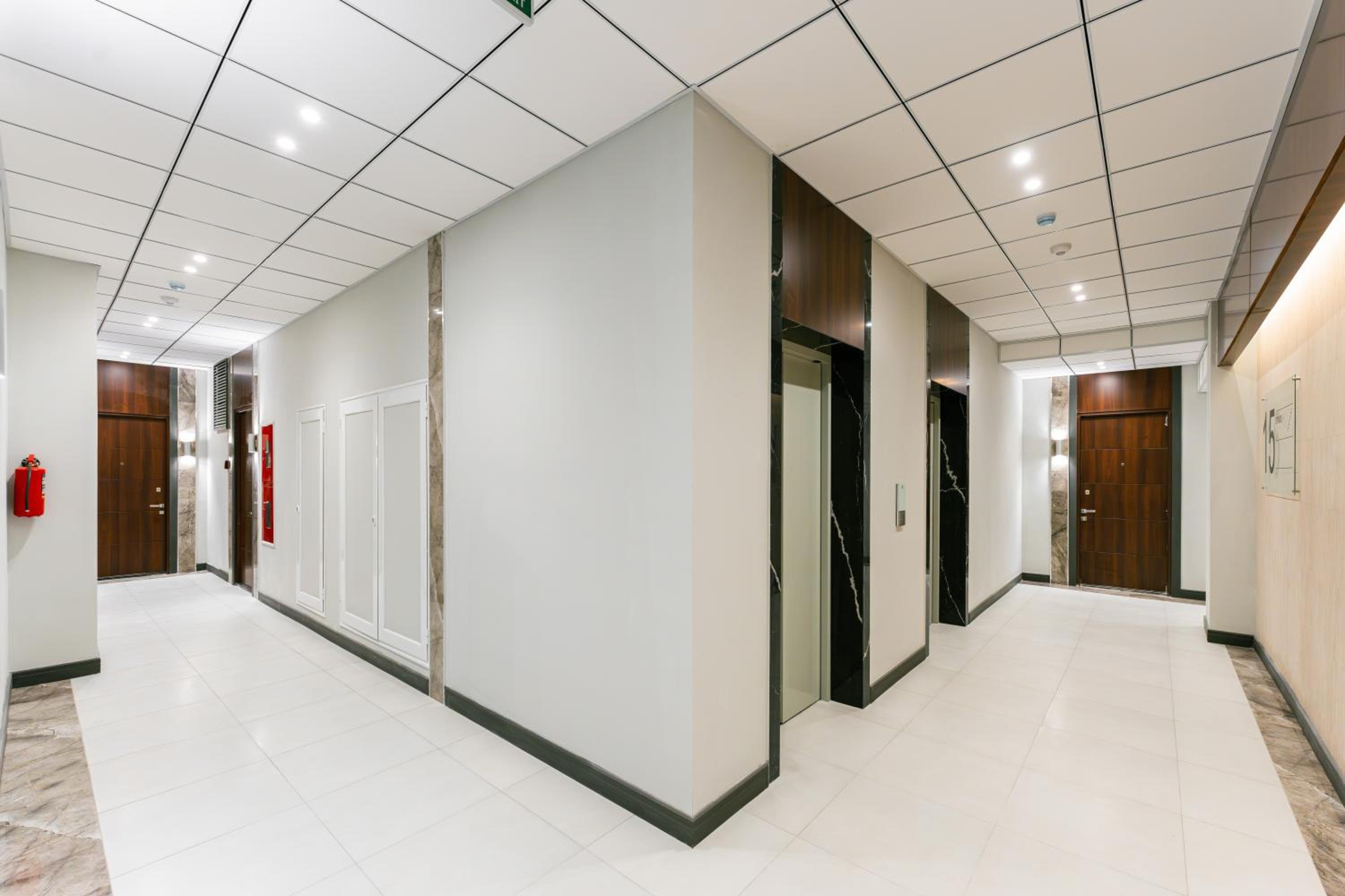Modern 1BR Apt New Building SelfCheckin by Keygo 0100