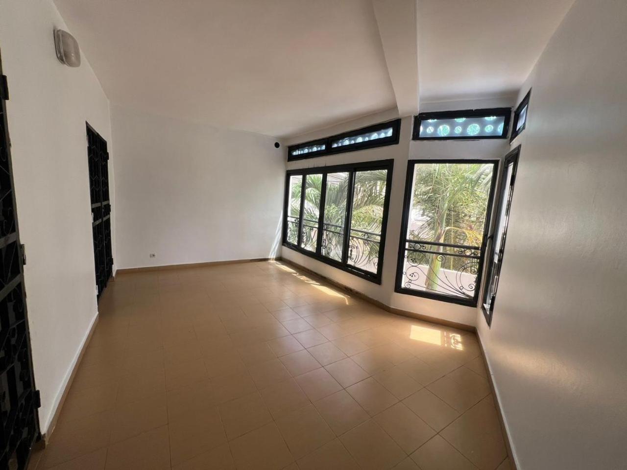 Villa de Ville Almadies King Fadh Palace view 2