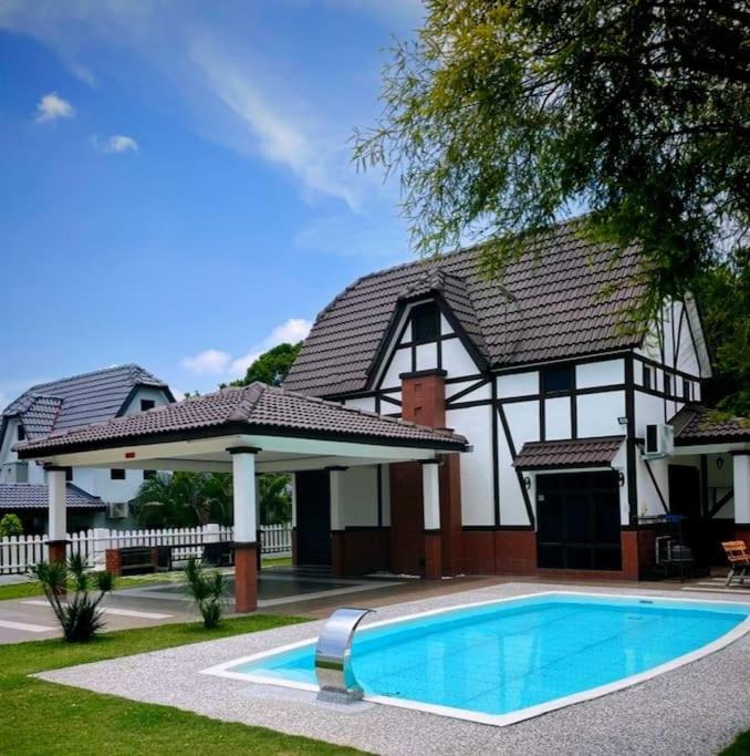 Villa D'Astana,A'Famosa Resort Pool-BBQ-Karaoke photo 2