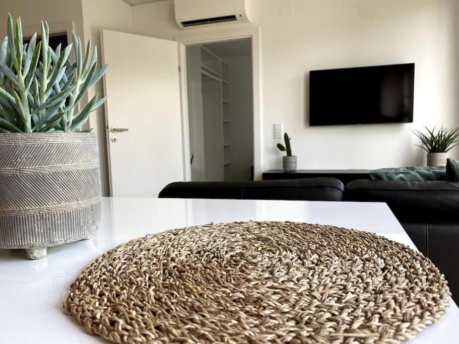 Rooftop Apartment with Terrace & AC - Self Check-In