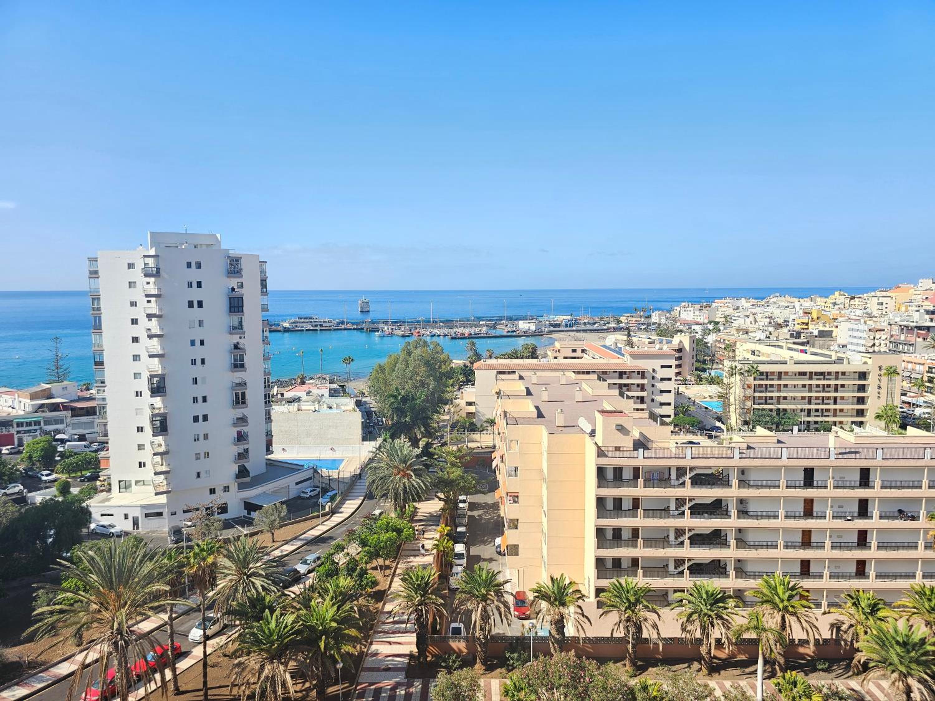 NEW SUNSHINE OCEAN APARTMENT ACHACAY, Los Cristianos, Tenerife