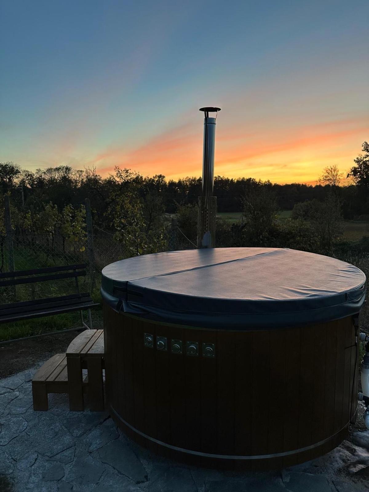 Wine & Relax Mezi Sklepy