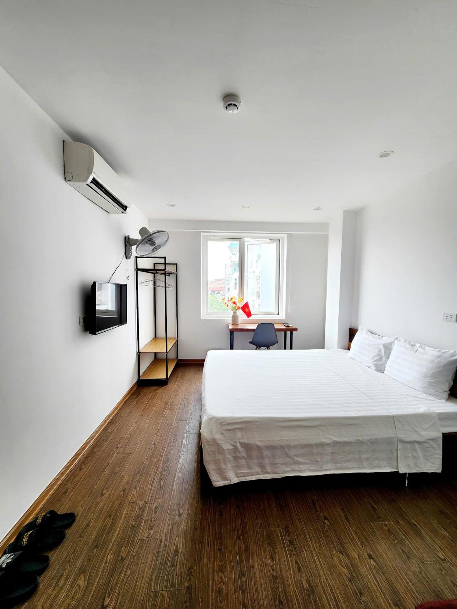 Lakeside House Hanoi