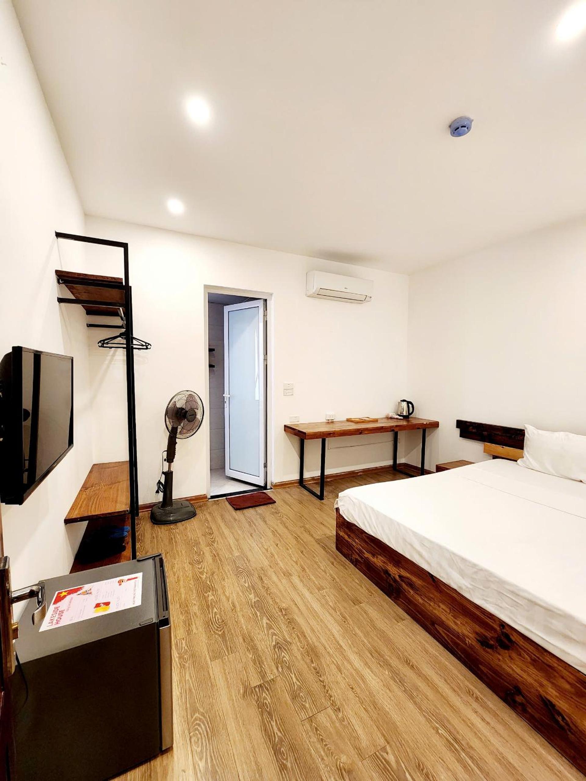 Lakeside House Hanoi