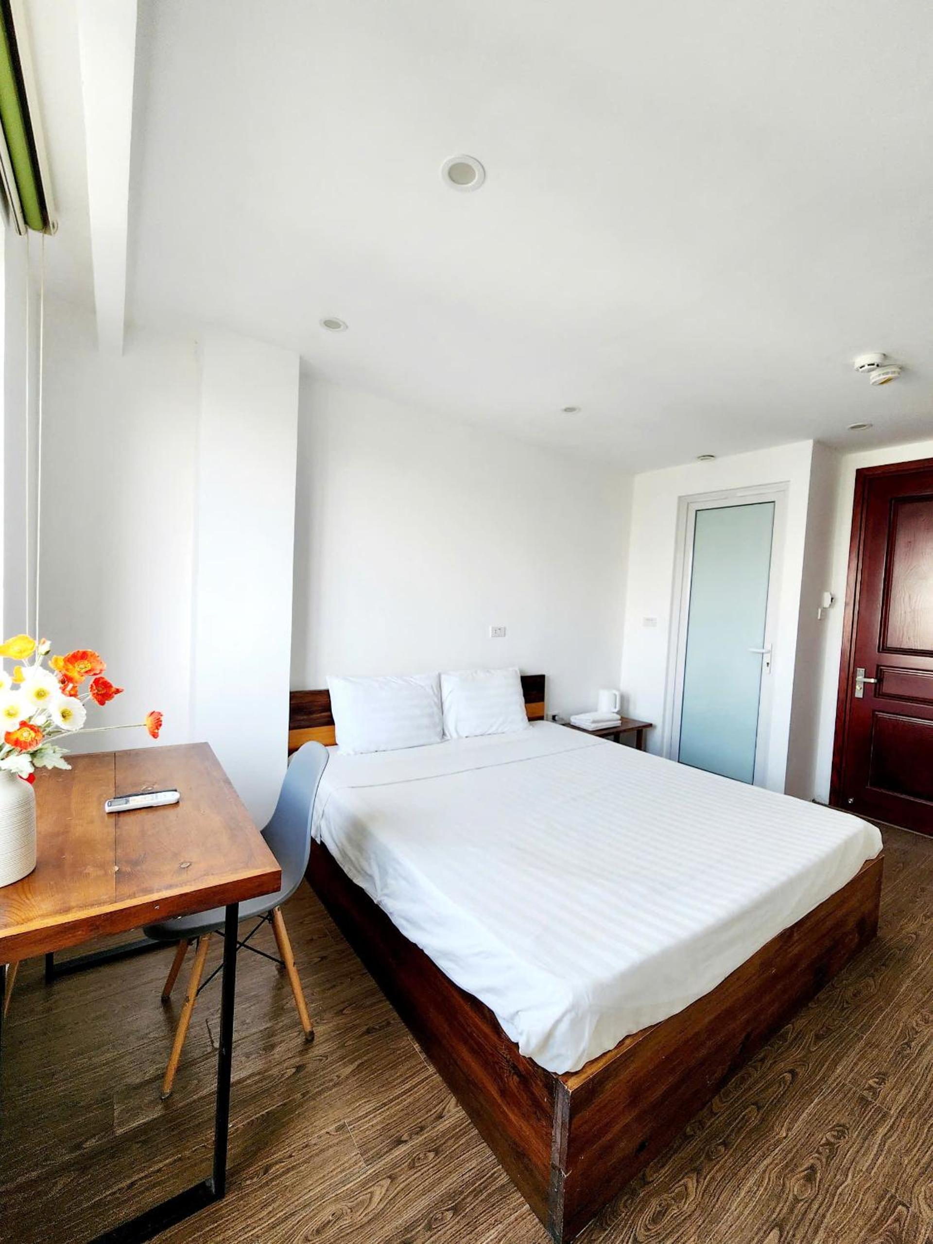 Lakeside House Hanoi