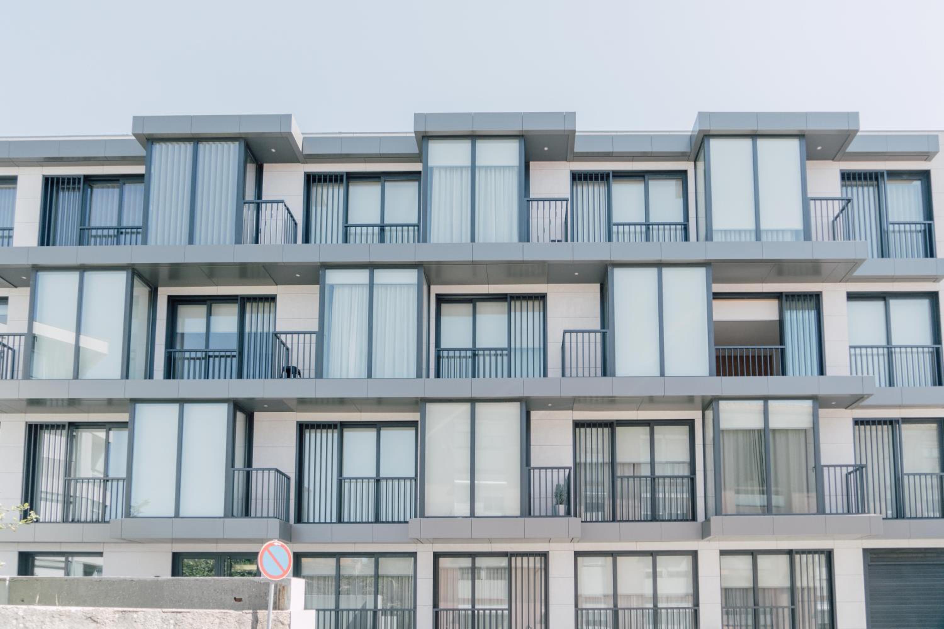 Oporto Yellow Apartments view 4