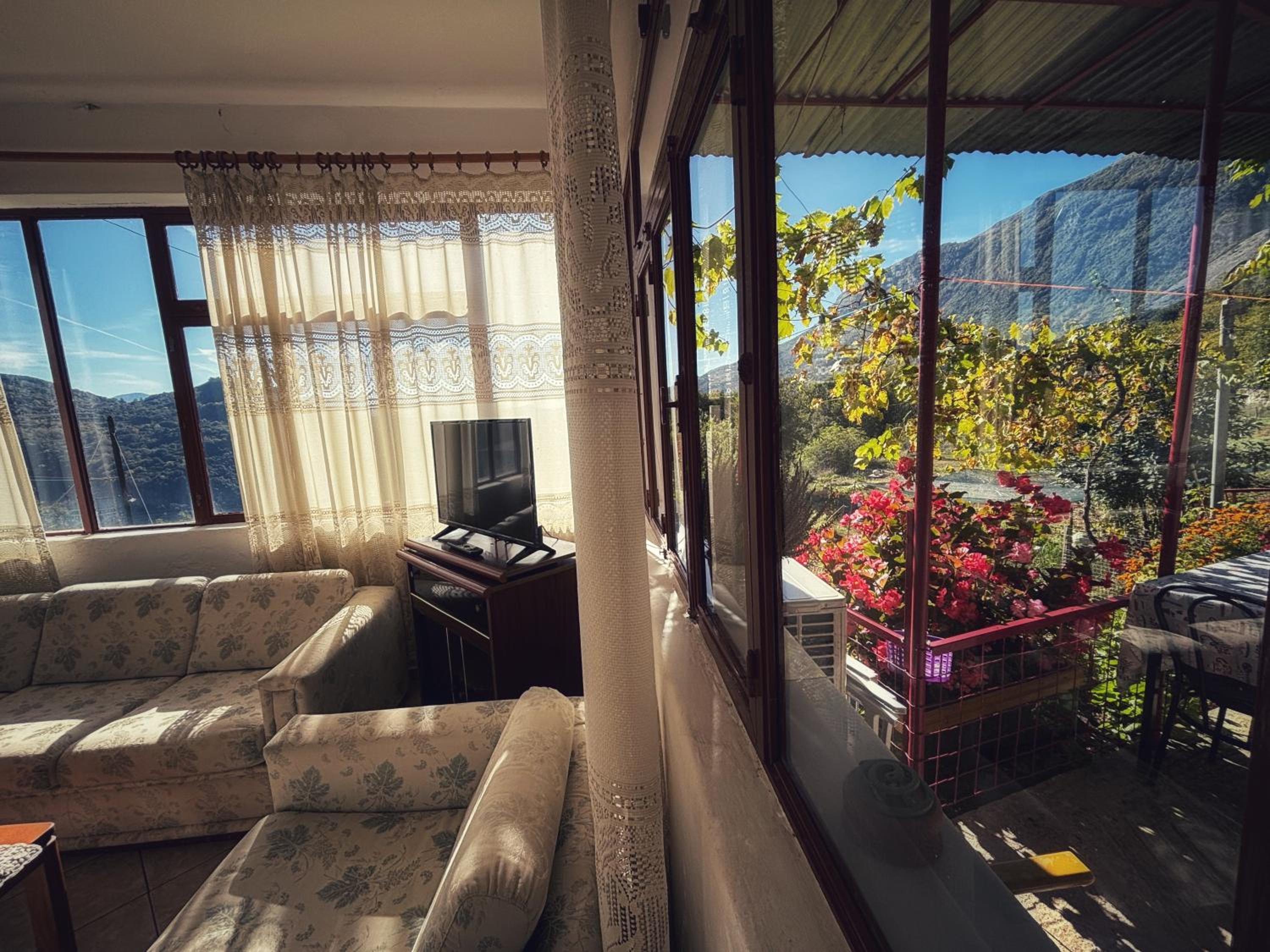 Georgaras Accommodation