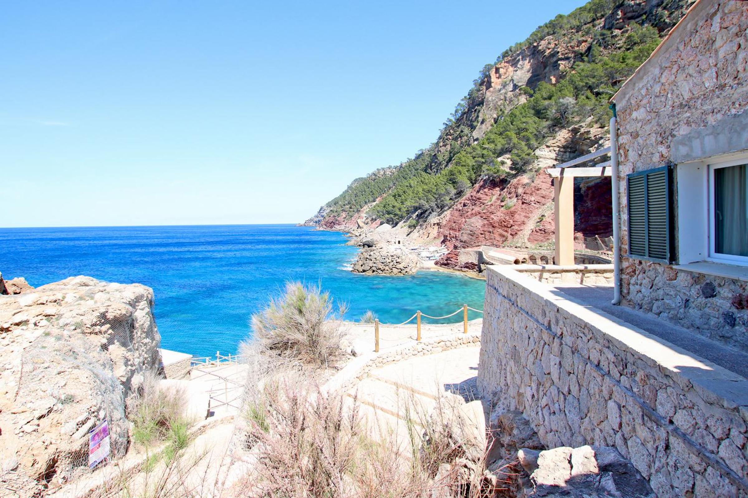 Cala Estellencs Beach House by Slow Villas