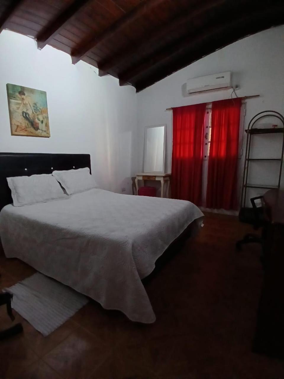 Hostelnaranjoenflor