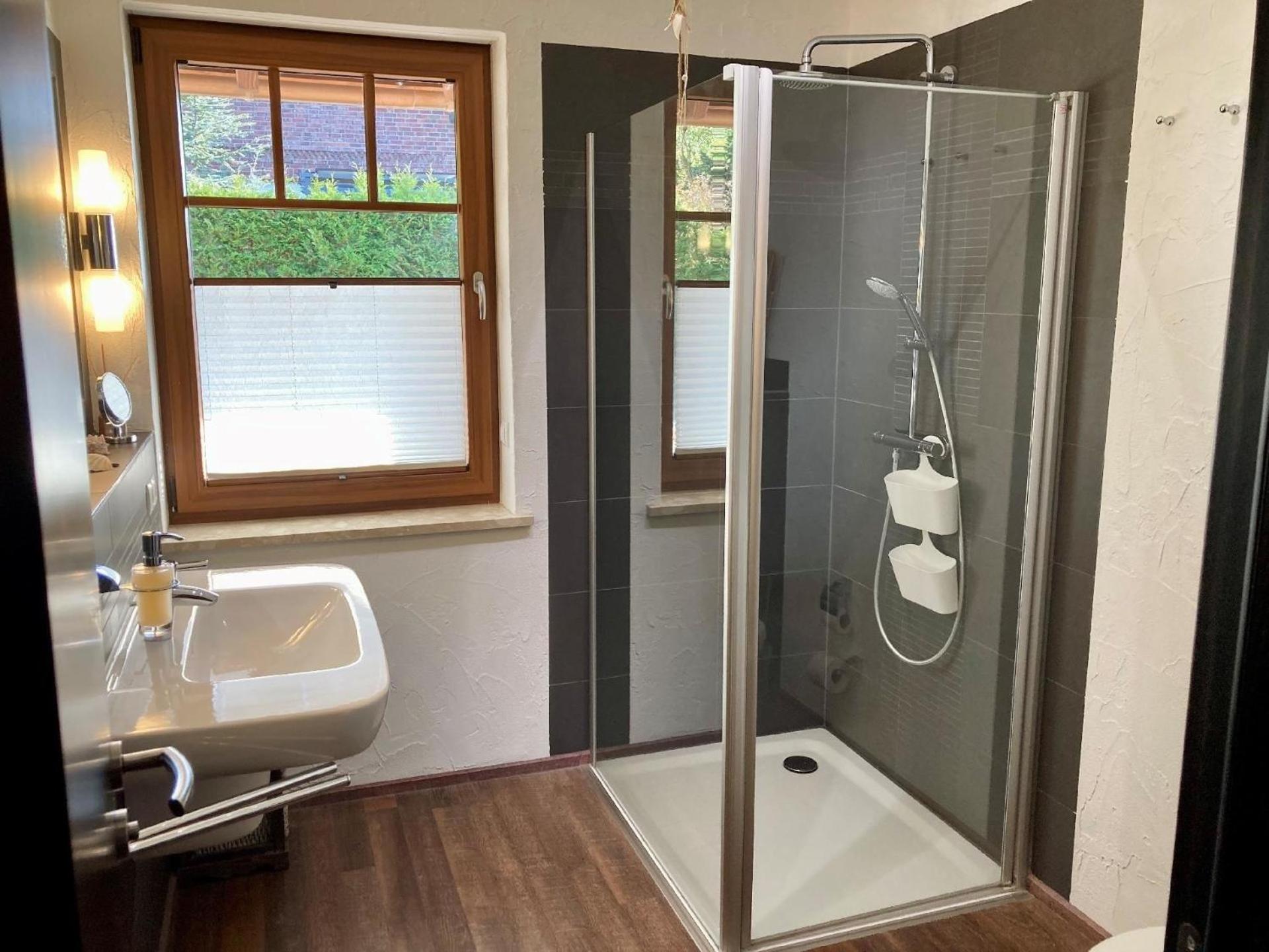 Ferienwohnung Mit Terrasse In Sellin