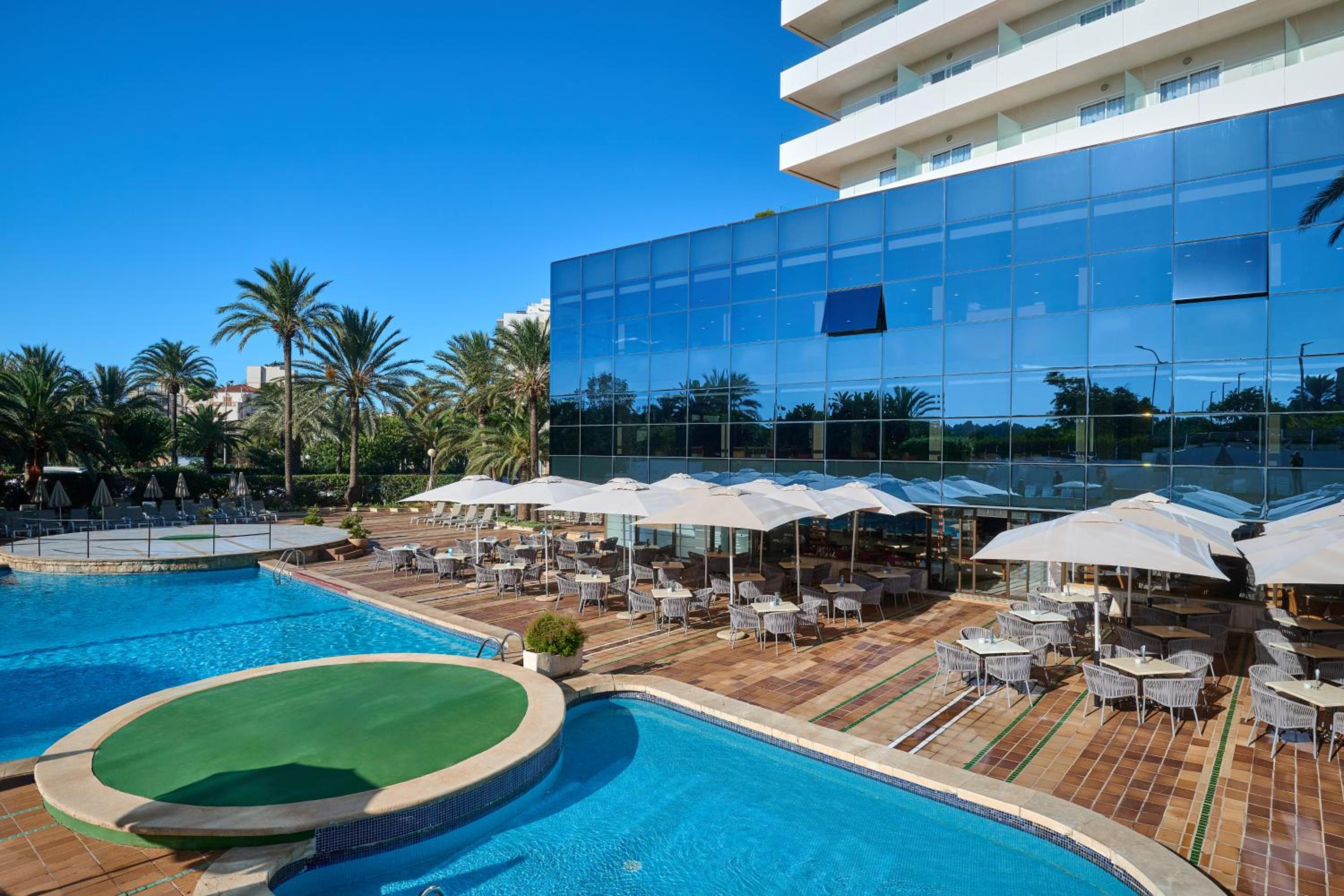 Playa de Palma Vacations - Grupotel Taurus Park - Property Image 9
