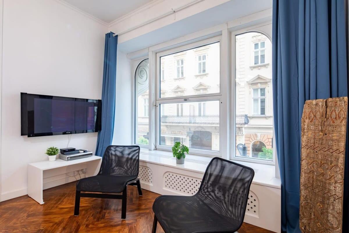 Super Central - NEW - Comfy Home view 2