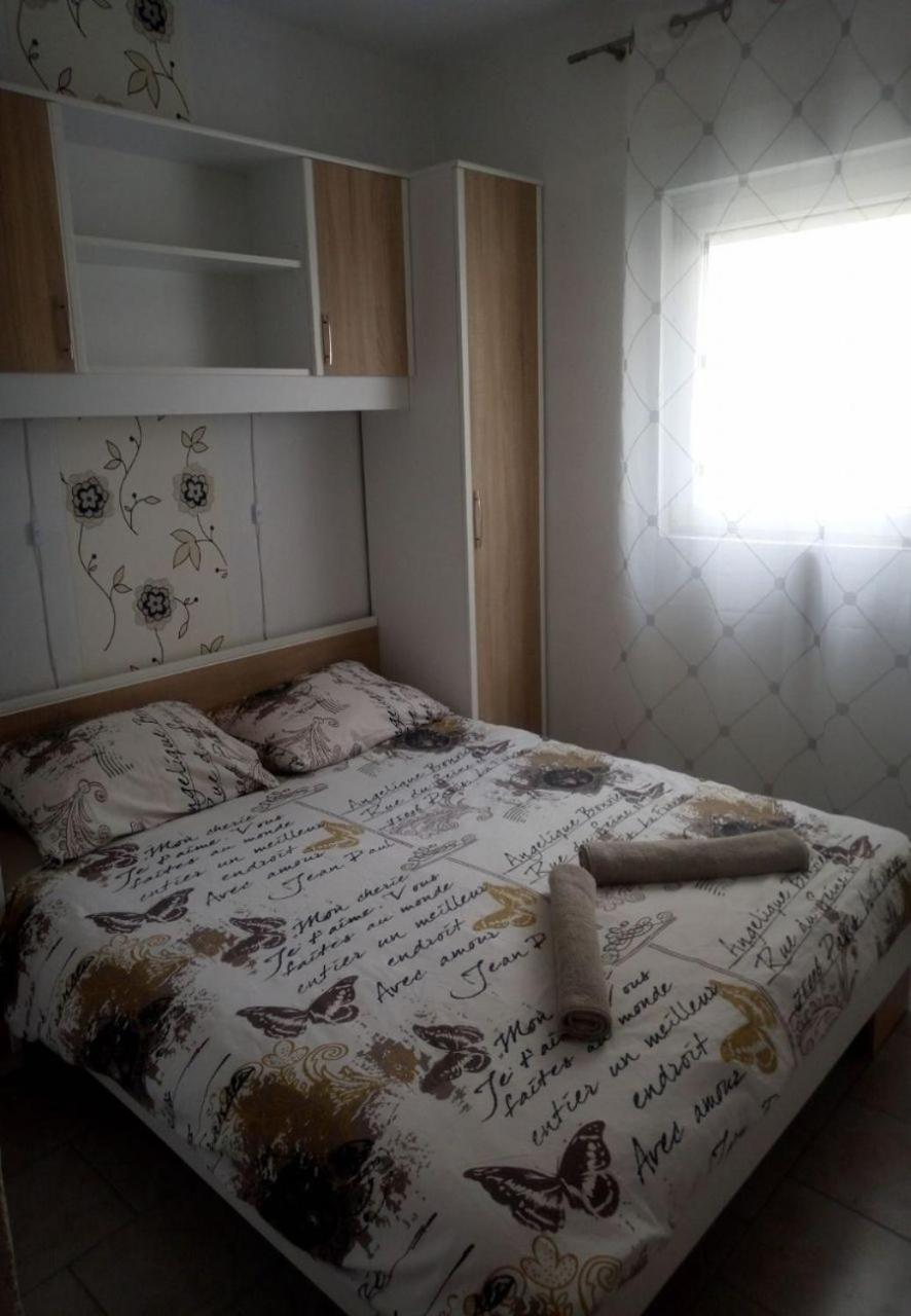 Apartment Island of love view 5