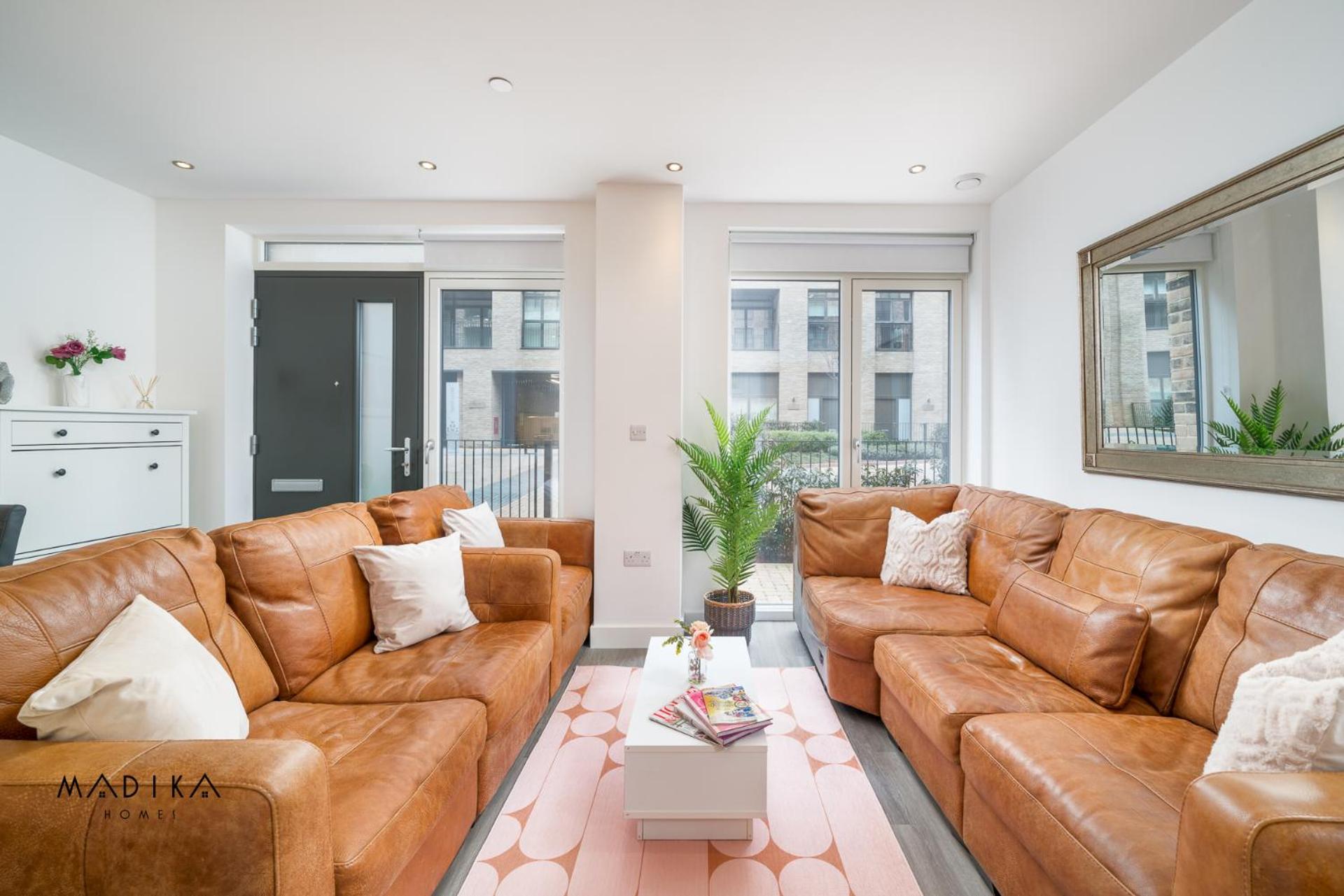Contractor Stays in Colindale - MADIKA Homes New Build 2 Bed 2 Bathroom Flat