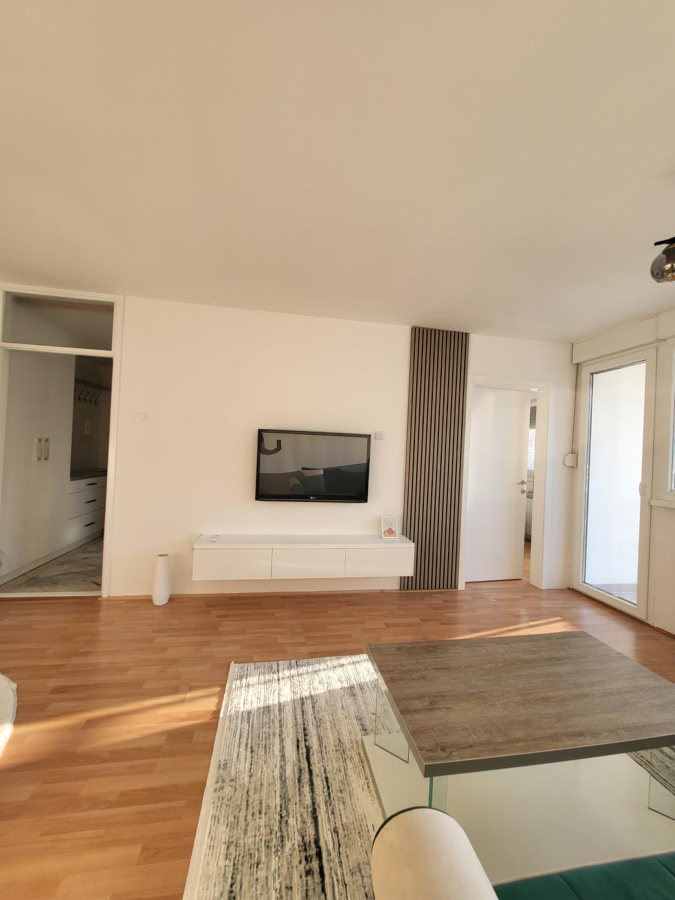 Sunnyside apartment