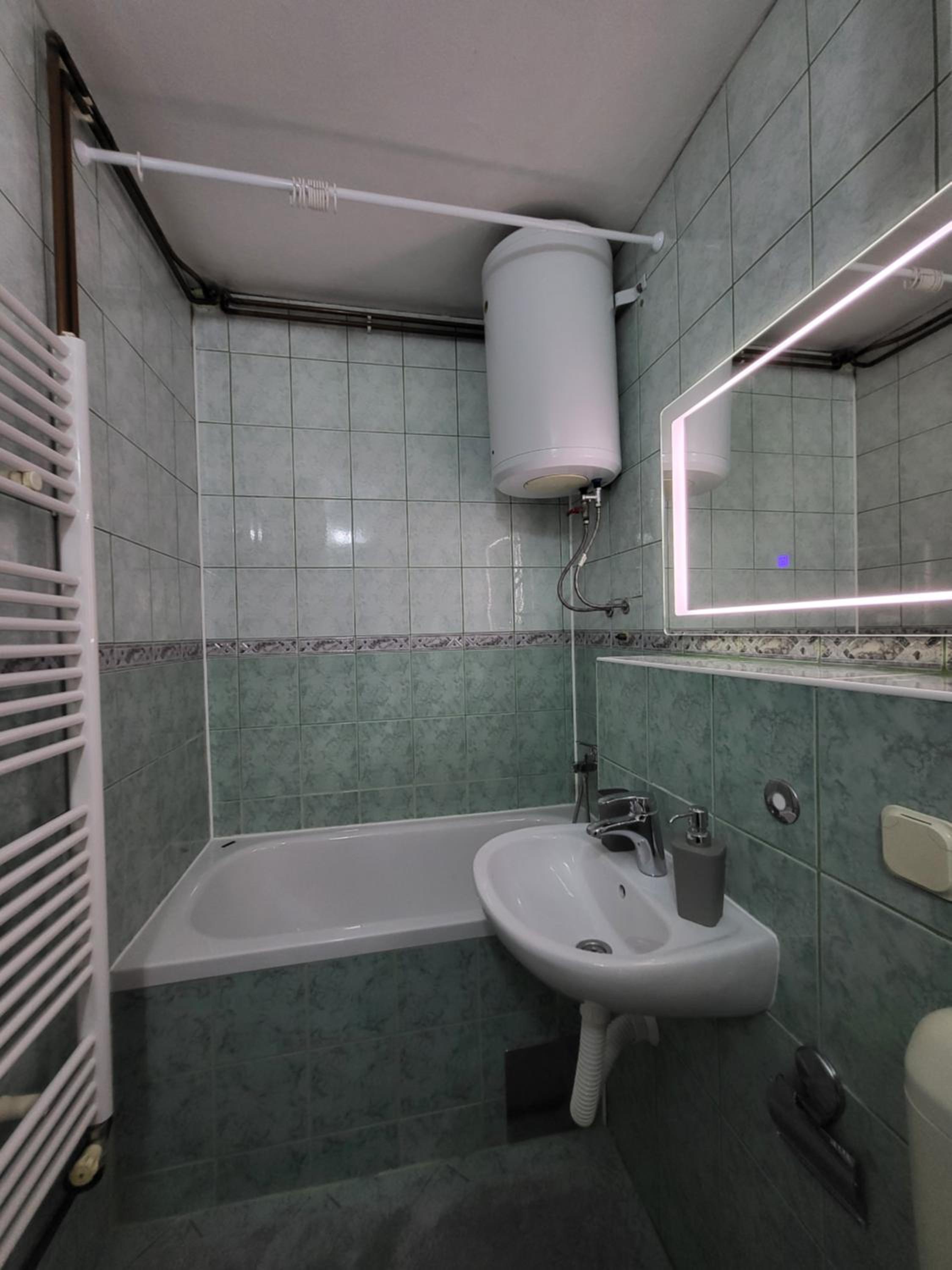 Sunnyside apartment