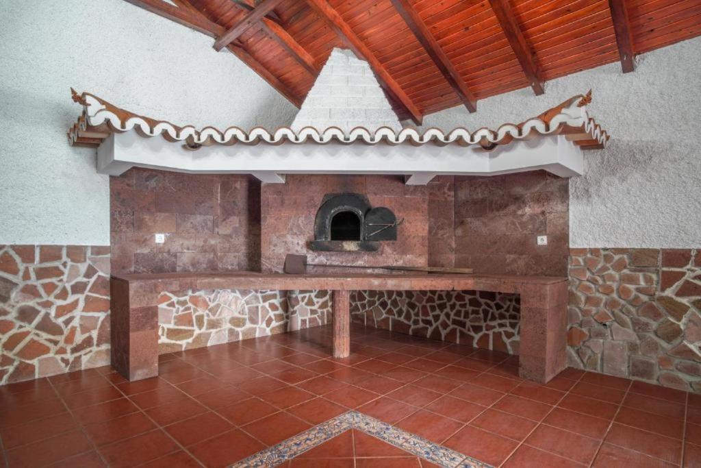 Jiri House