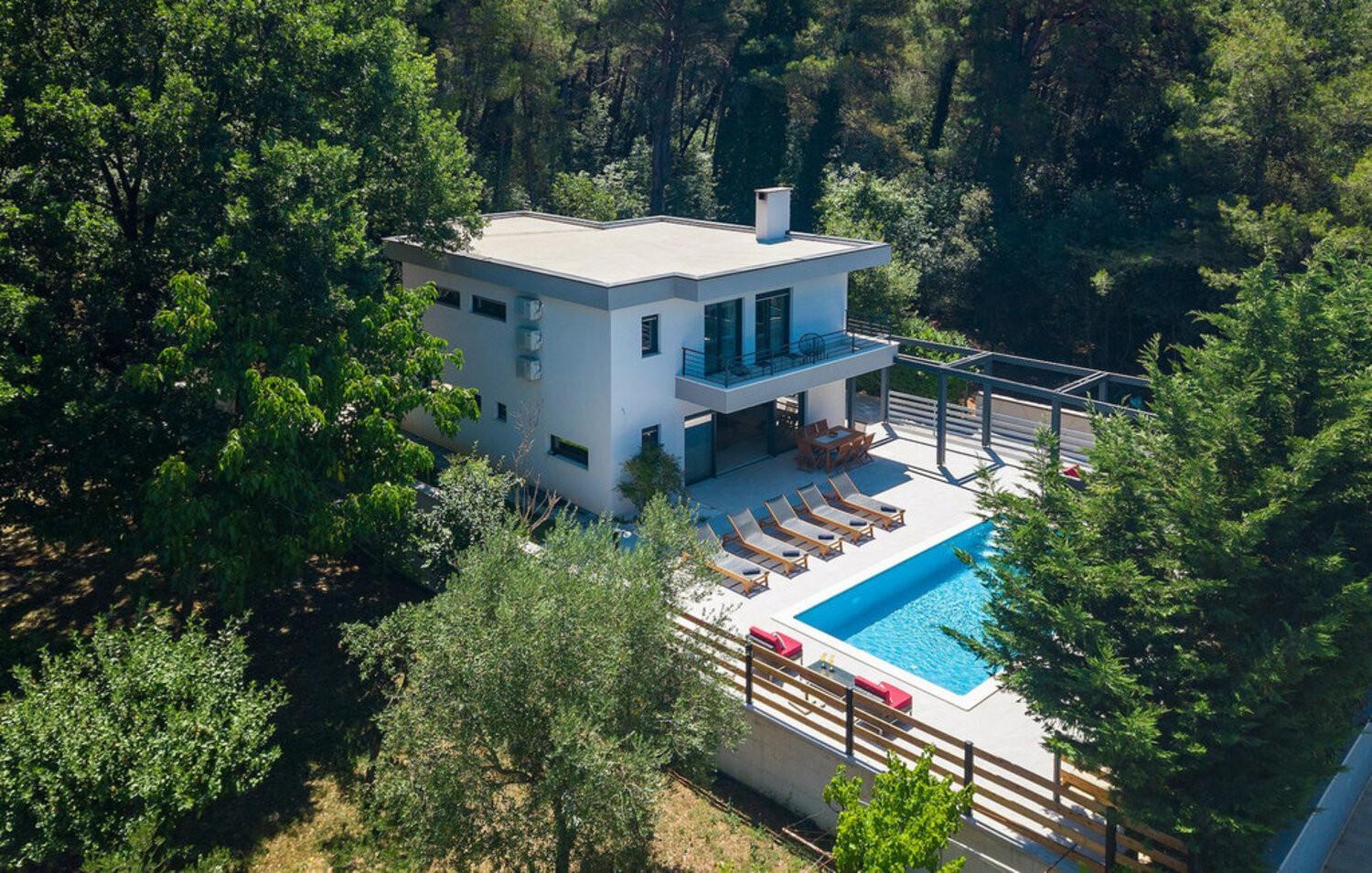 Villa Stribor near Medulin for 8 people with private pool - only 1 km from the beach view 3