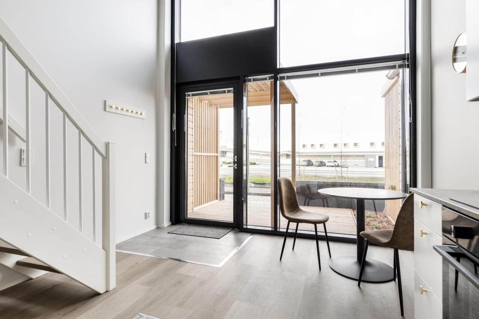 Kotimaailma - Studio with loft and patio for 2 pax