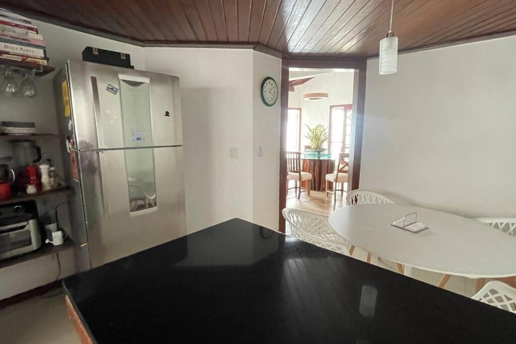 Casa Jurere Internacional com 6 quartos e piscina, churrasqueira , 300m do mar