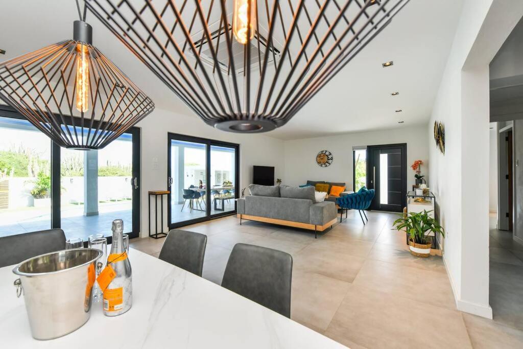 NEW Luxury 5BR Villa - Casa Graziano by Bocobay