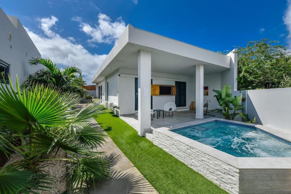 NEW Luxury 5BR Villa - Casa Graziano by Bocobay