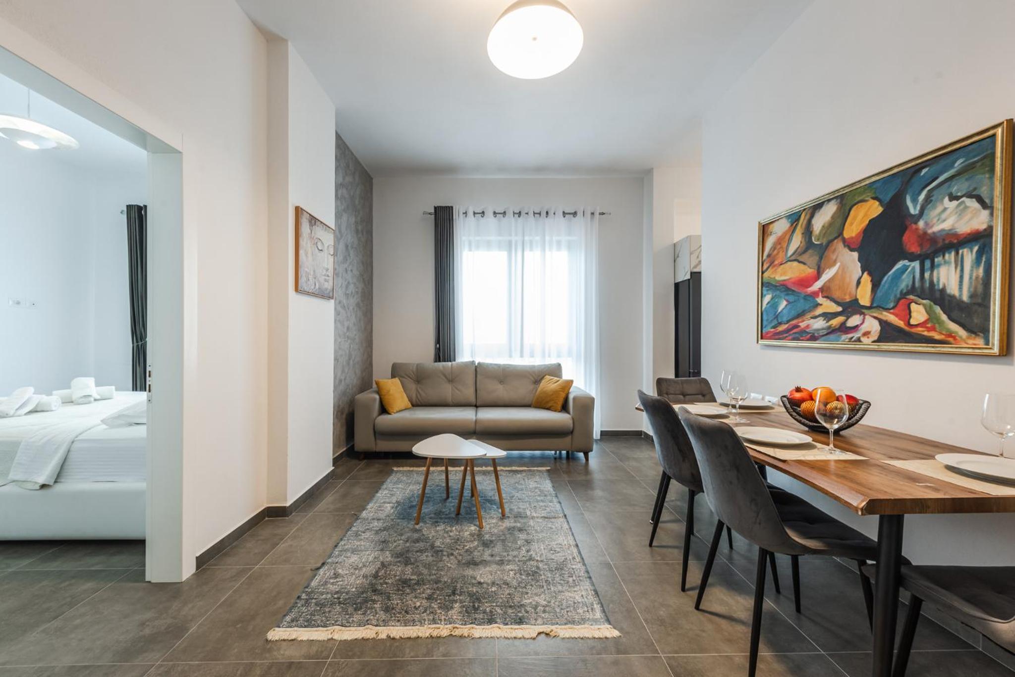 Royal Hill Apartments by PS
