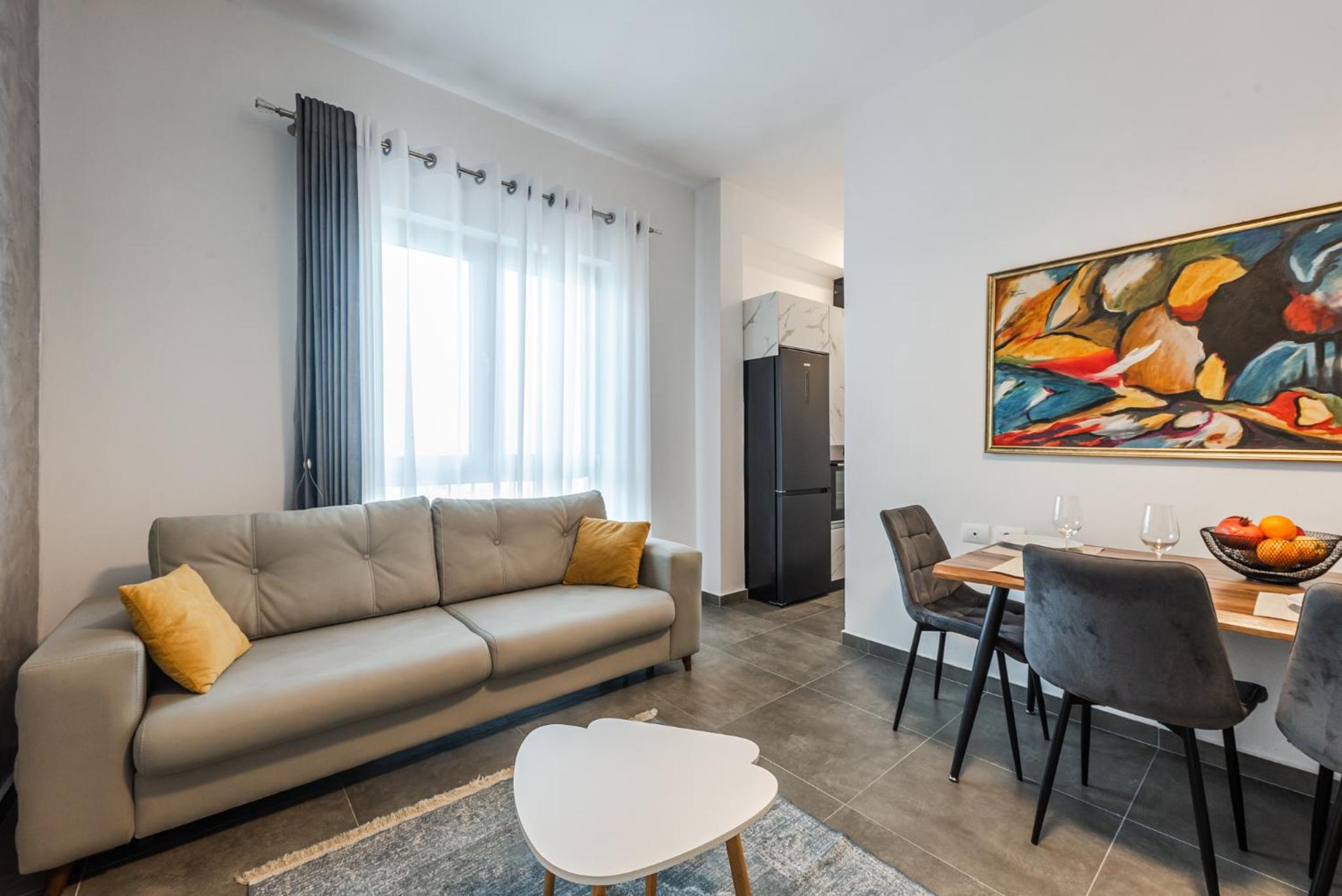 Royal Hill Apartments by PS