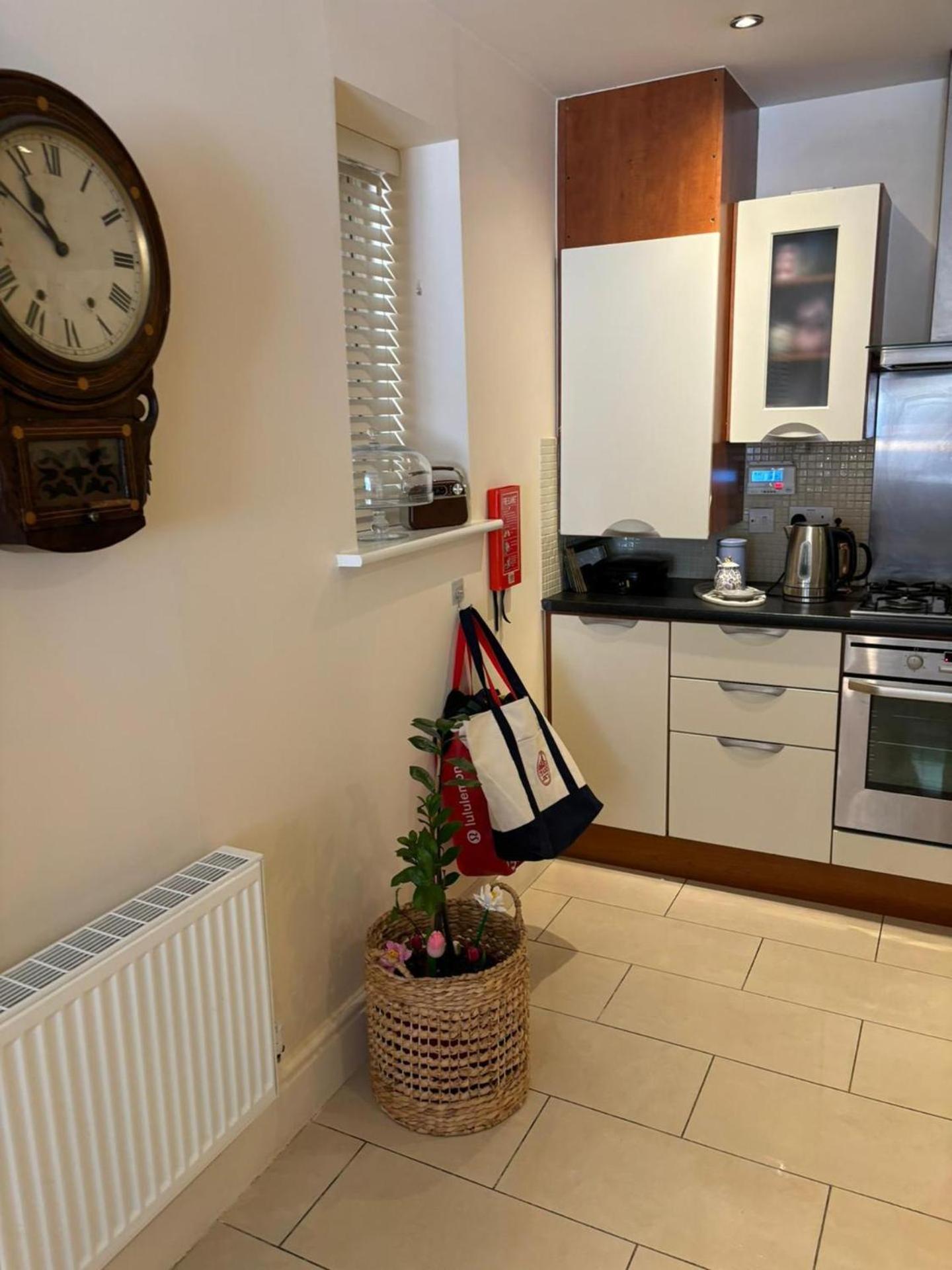 Modern Apt 3 Bedrooms near Dundrum