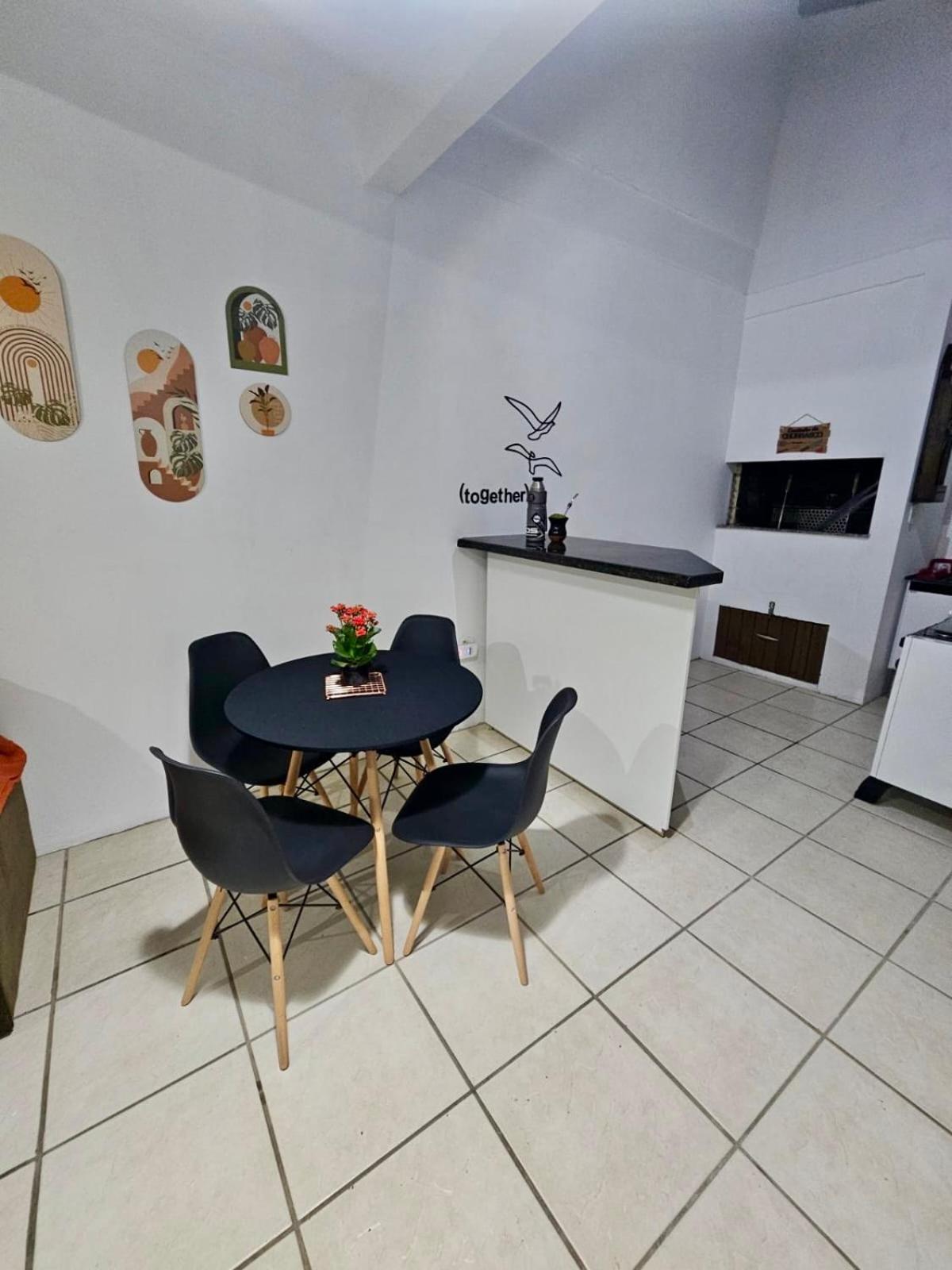 Studio Barrinha na Moradas do Pier, a passos da areia em Tramandaí!