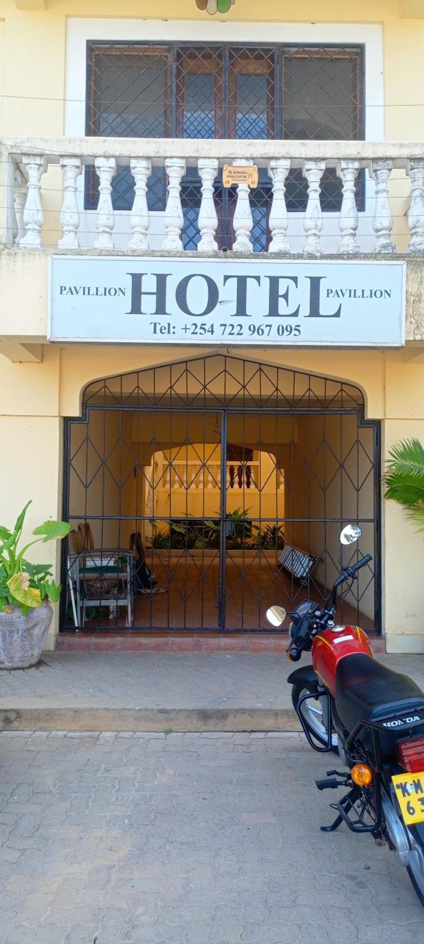 Pavillion Hotel