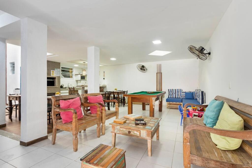 Casa Conceito Canasvieiras 11 quartos 11 banheiros 500 m do mar churrasqueira